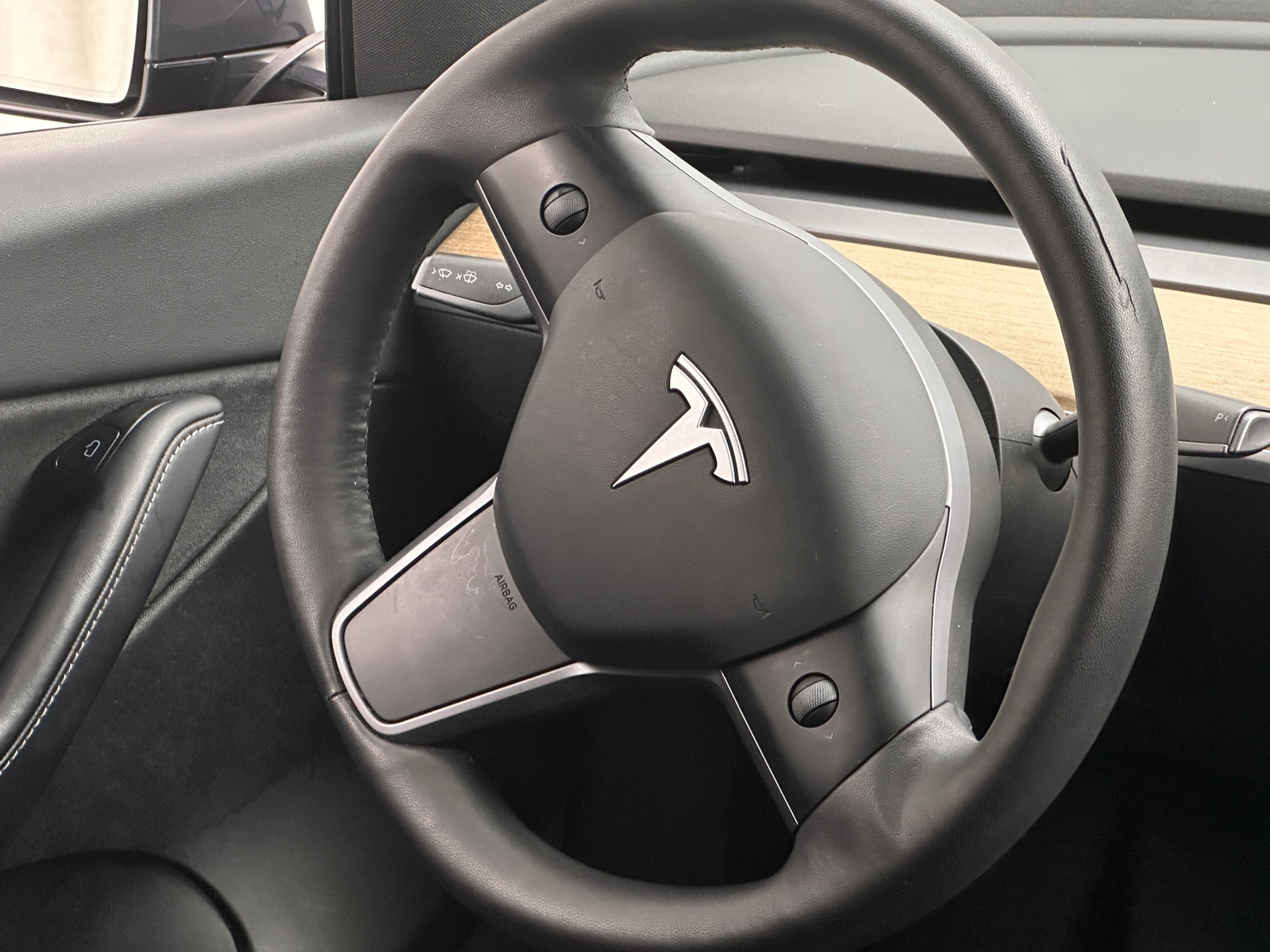 Thumbnail: 2021 Tesla Model Y - 4