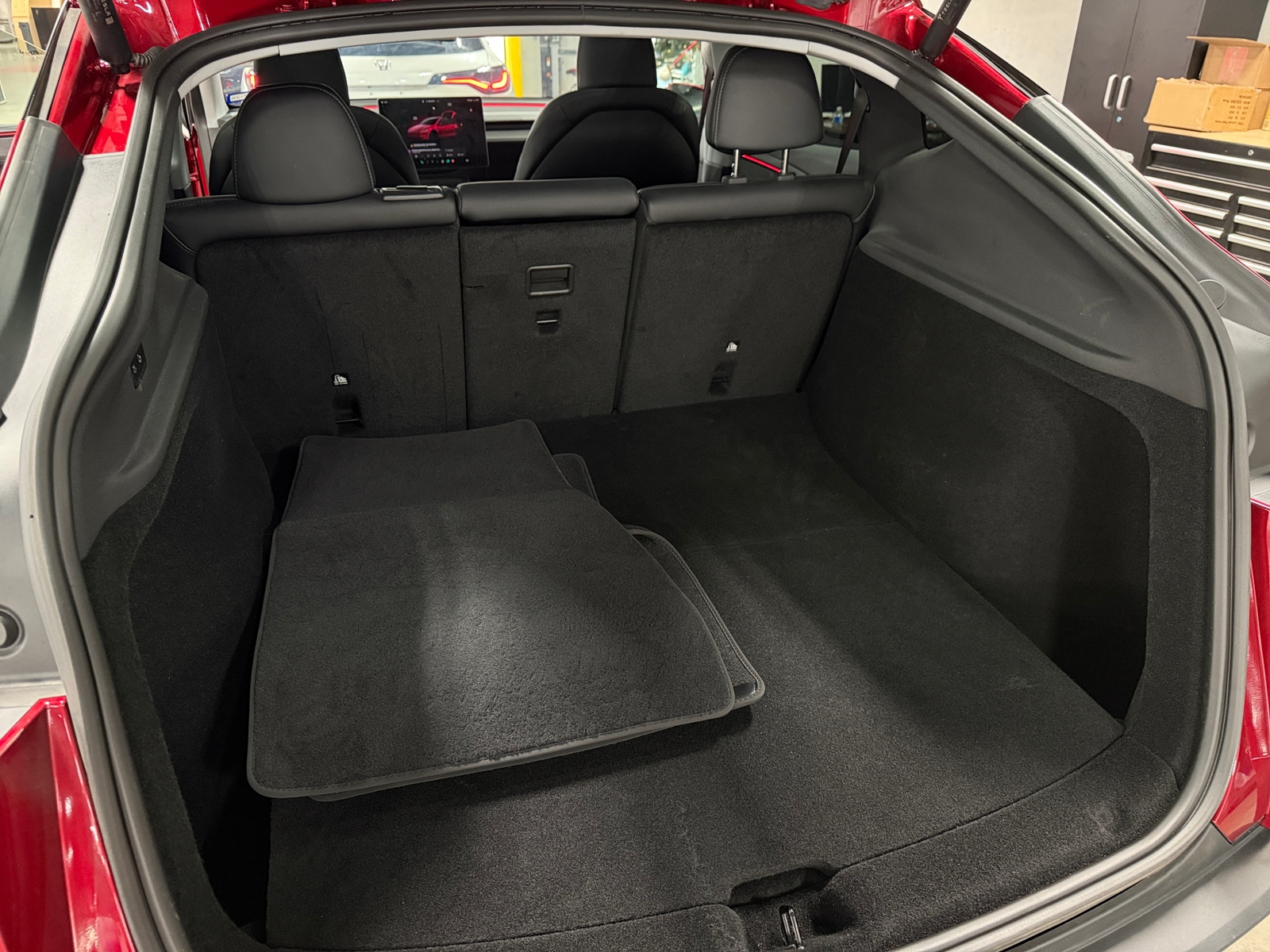 Thumbnail: 2026 Tesla Model Y - 6