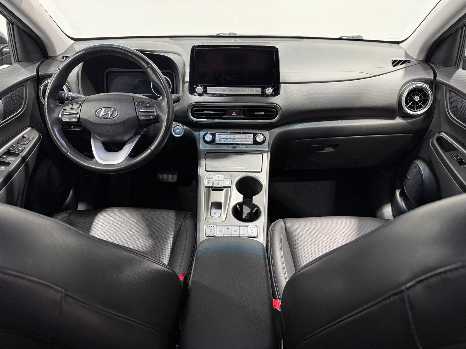 Thumbnail: 2023 Hyundai Kona - 2