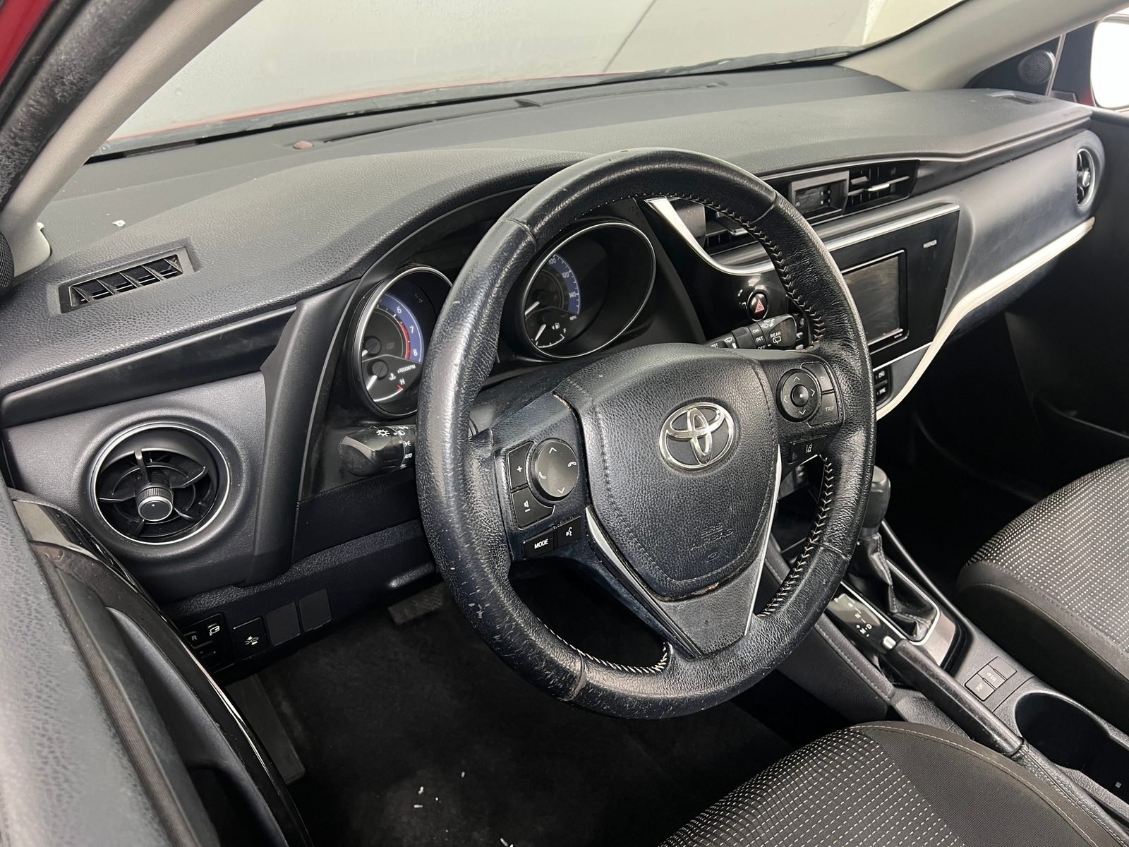 Thumbnail: 2018 Toyota Corolla iM - 3
