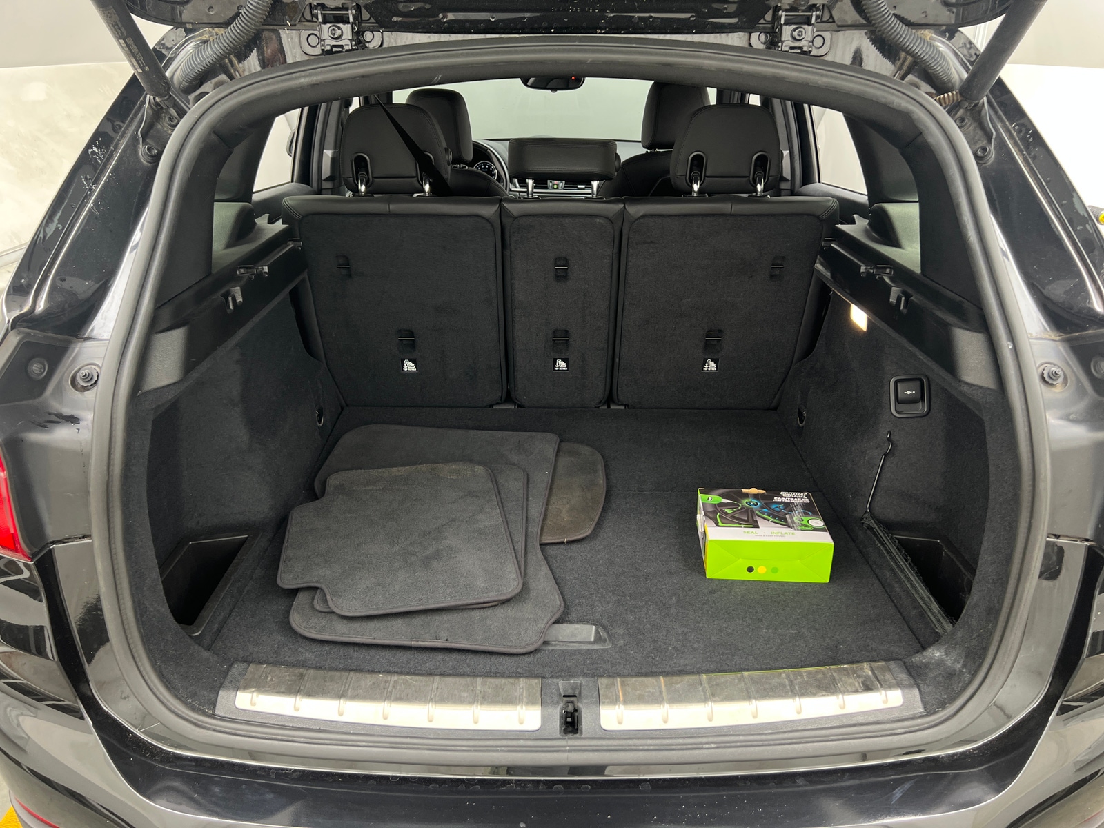 Thumbnail: 2019 BMW X1 - 6