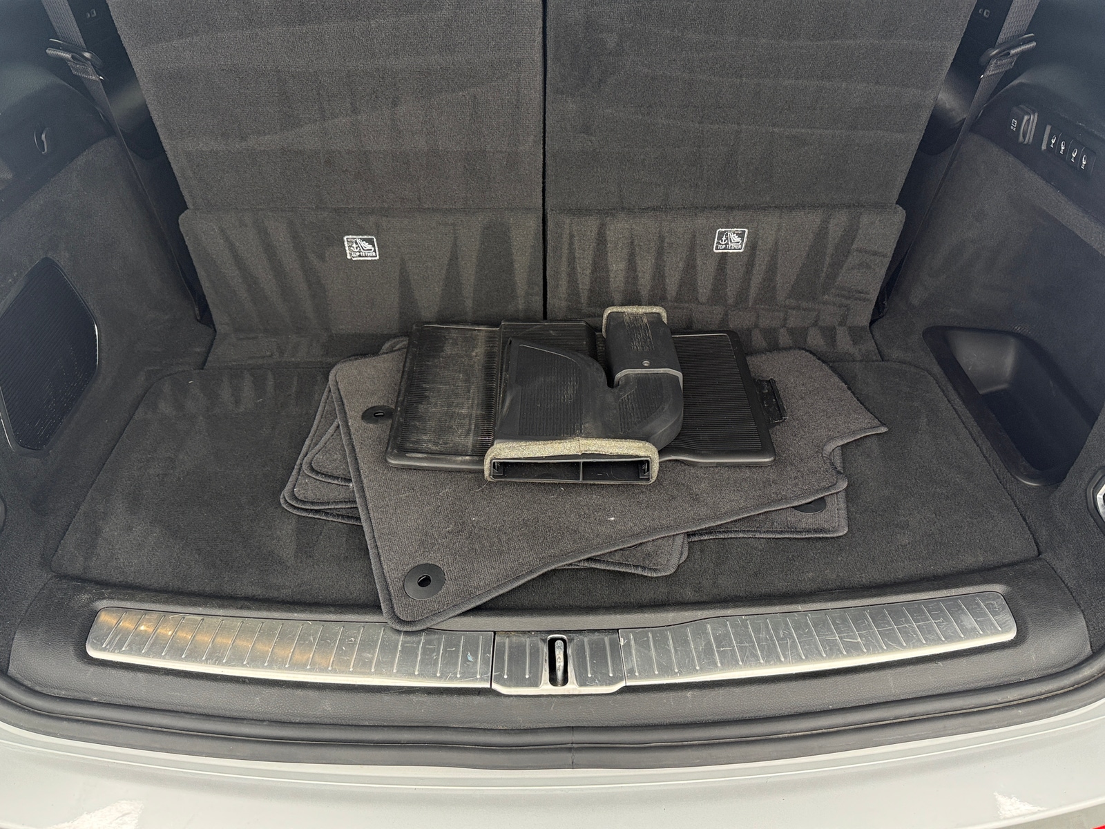 Thumbnail: 2022 Jeep Grand Cherokee L - 6