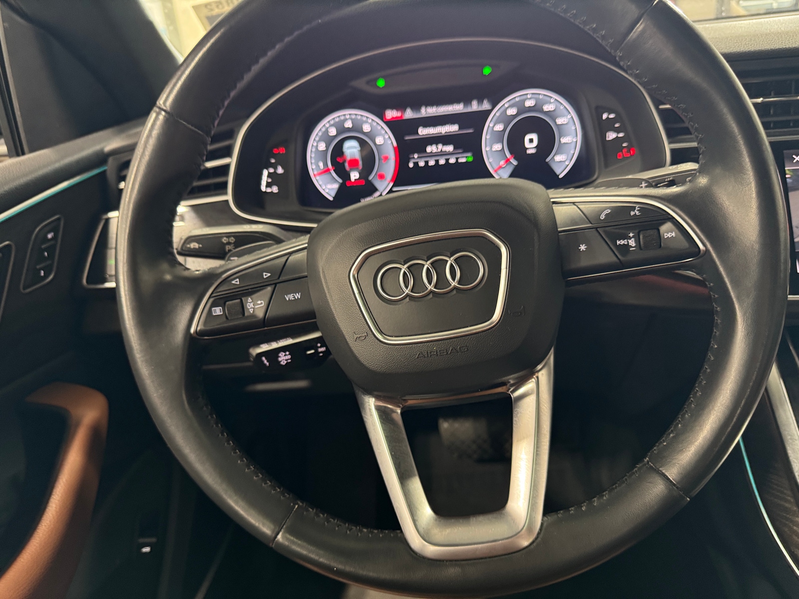 Thumbnail: 2020 Audi Q8 - 4