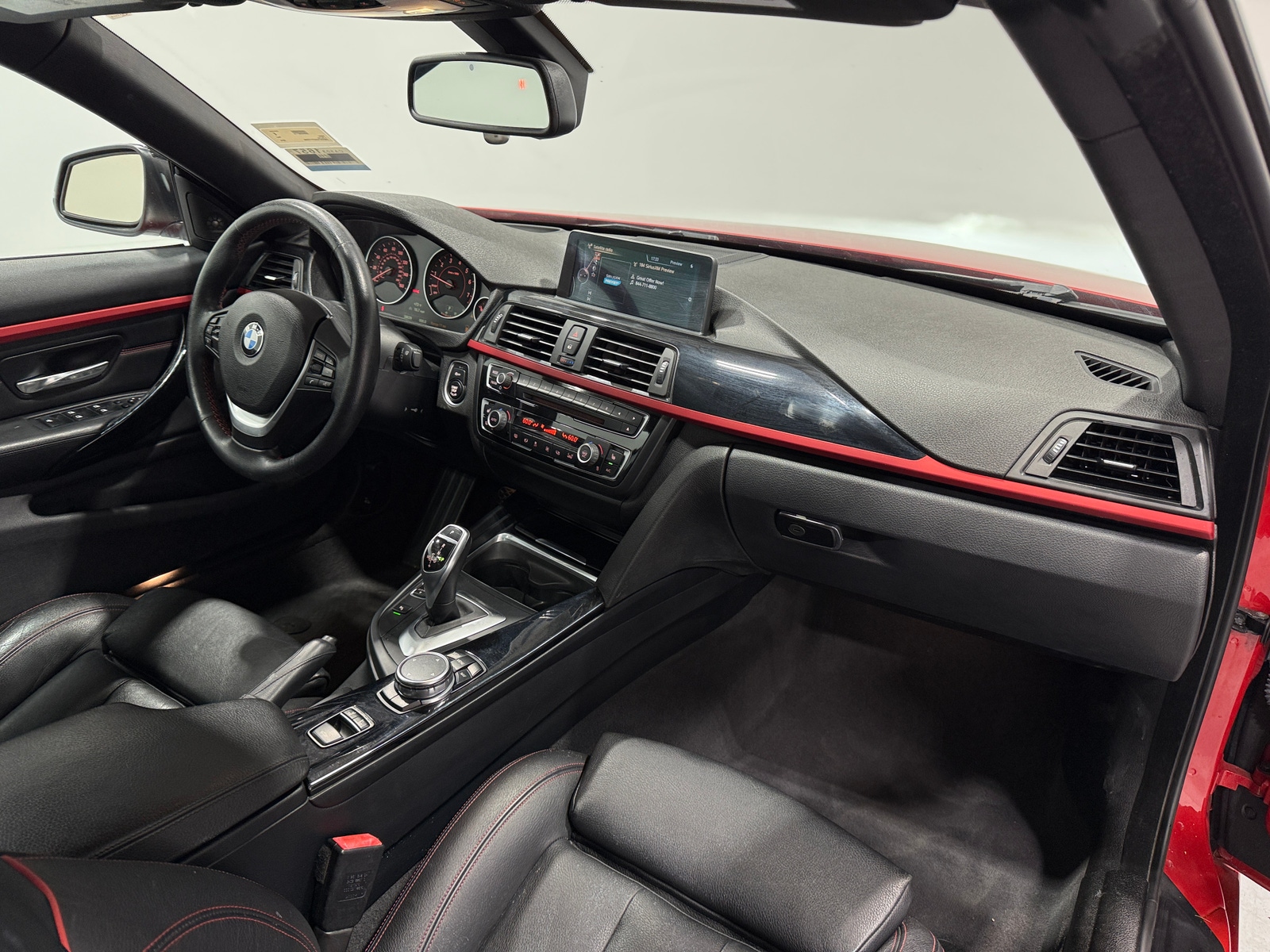 Thumbnail: 2015 BMW 4 Series - 2