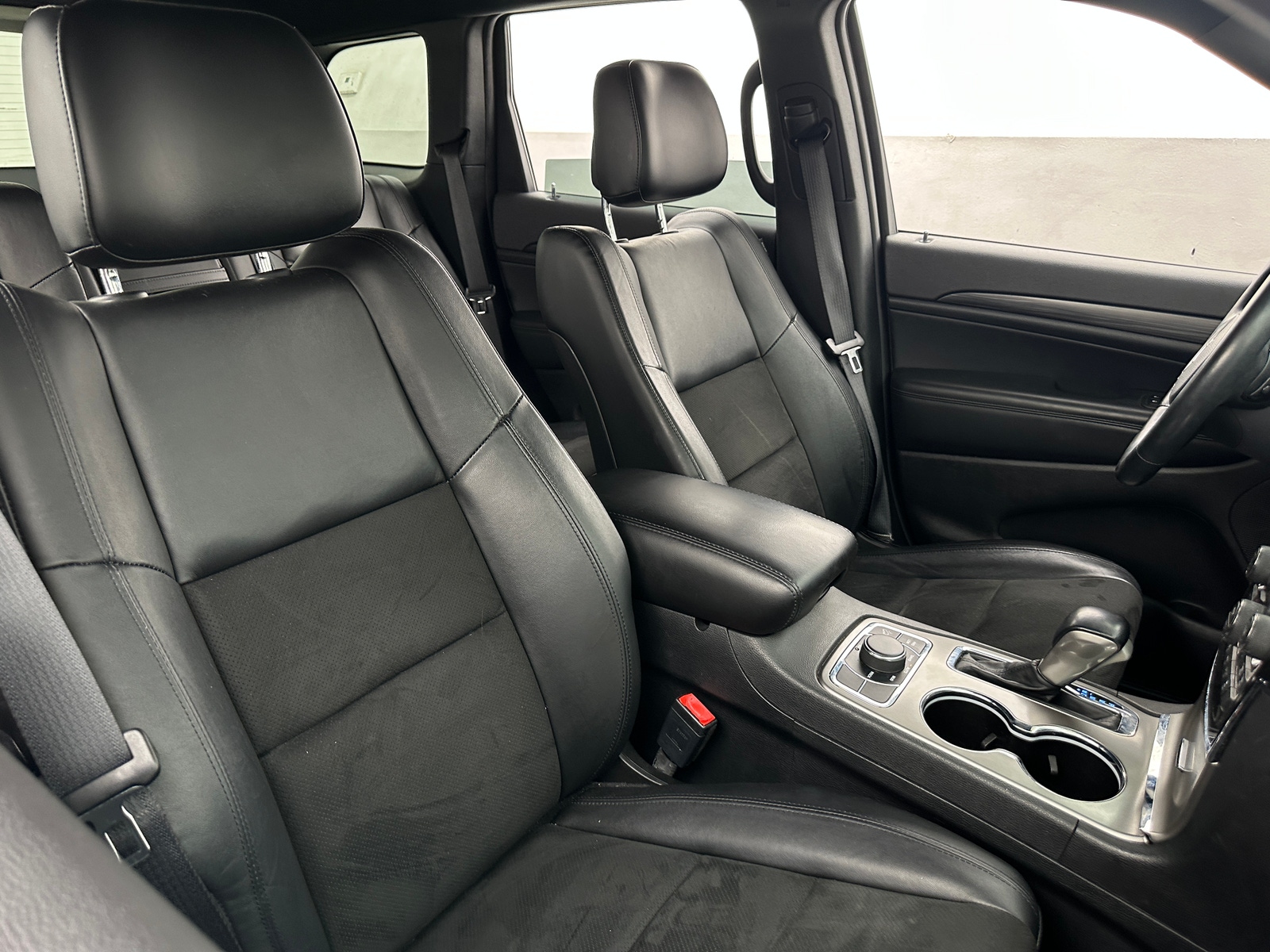 Thumbnail: 2022 Jeep Grand Cherokee - 2