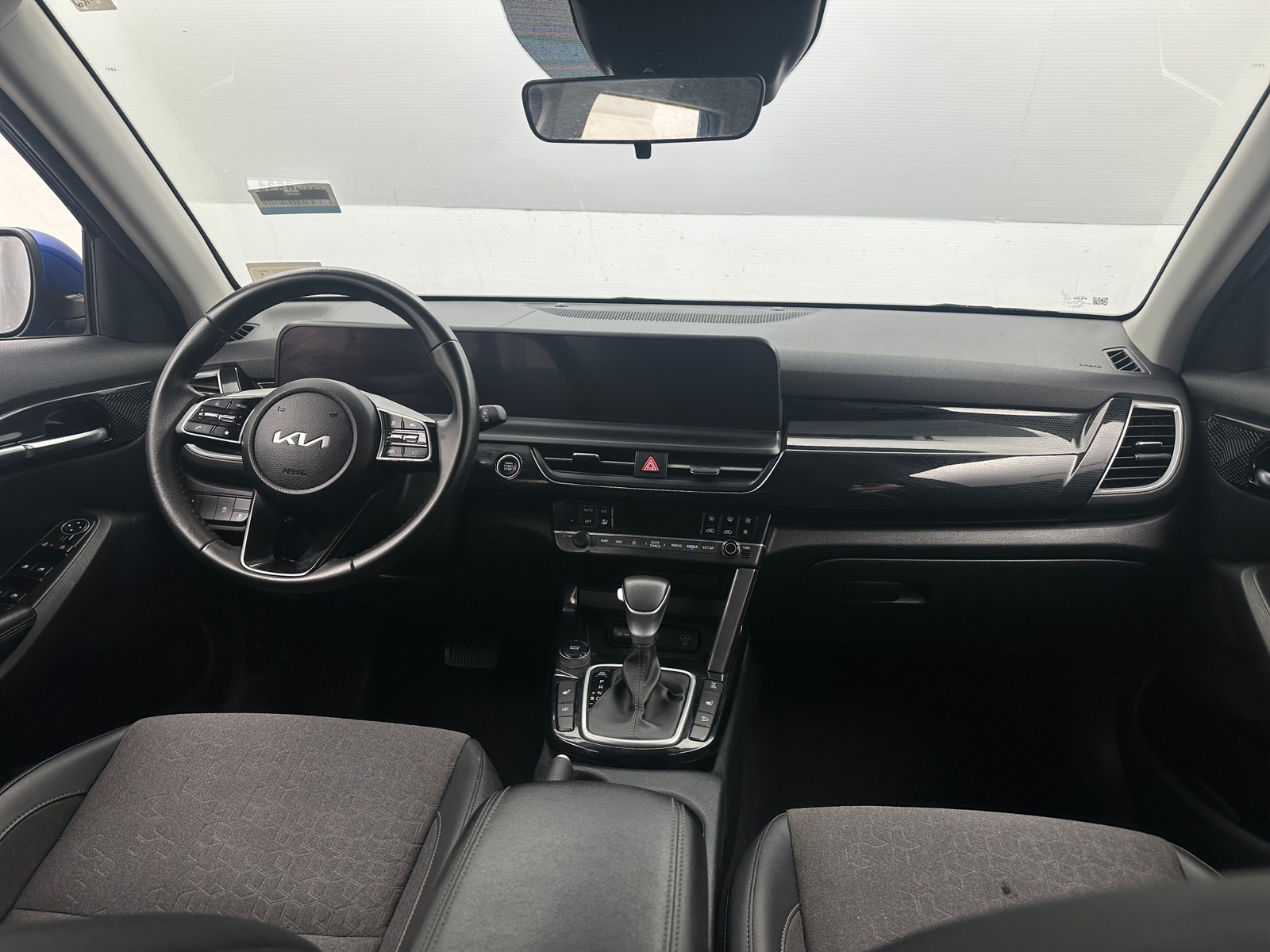 Thumbnail: 2024 Kia Seltos - 3