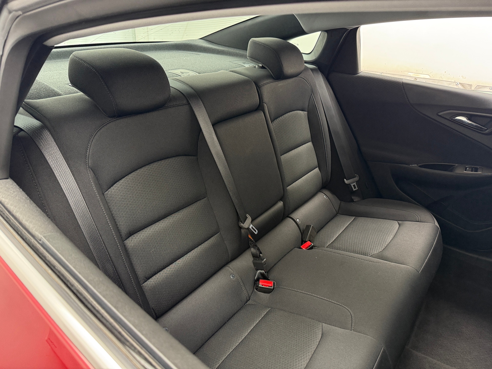 Thumbnail: 2017 Chevrolet Malibu - 6