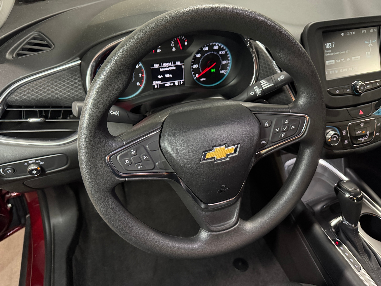 Thumbnail: 2017 Chevrolet Malibu - 5