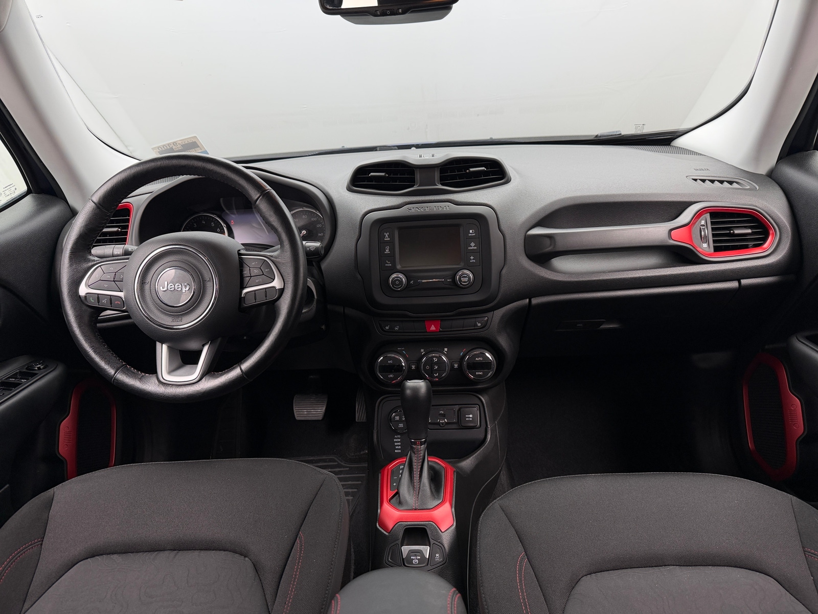 Thumbnail: 2017 Jeep Renegade - 3