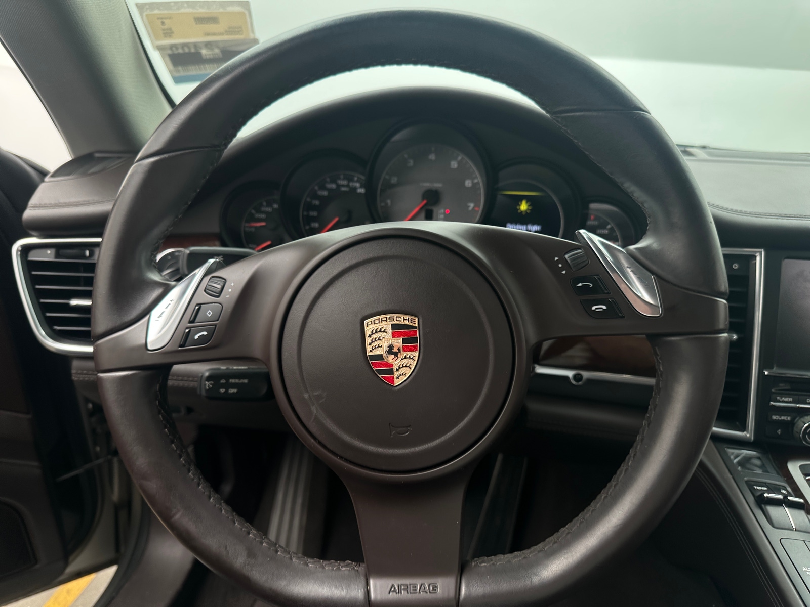 Thumbnail: 2010 Porsche Panamera - 4