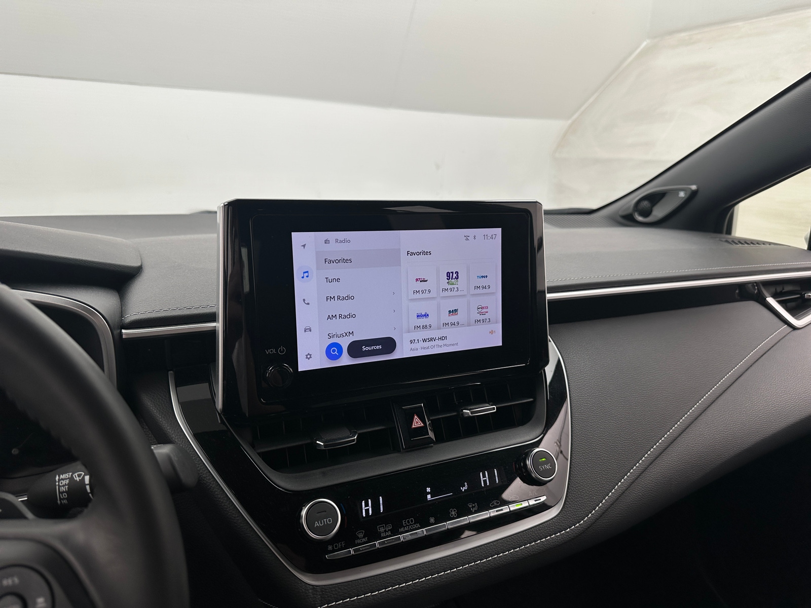 Thumbnail: 2024 Toyota Corolla - 4