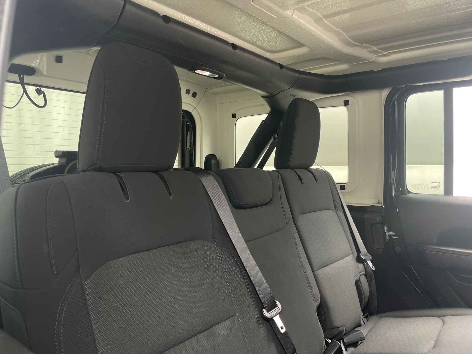 Thumbnail: 2020 Jeep Wrangler - 6