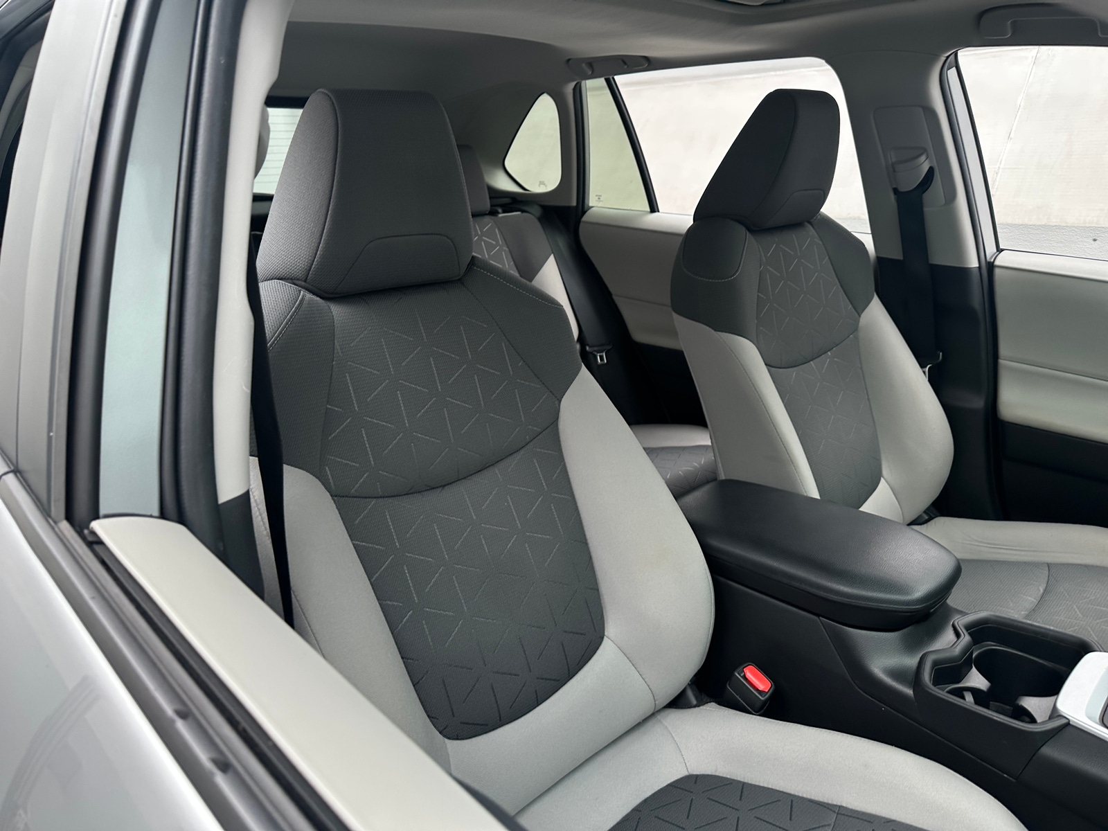 Thumbnail: 2020 Toyota RAV4 - 2