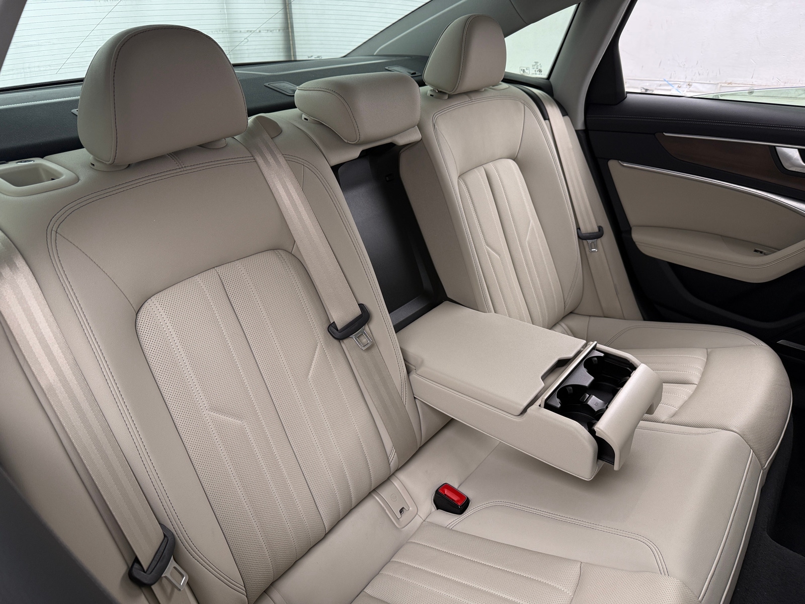 Thumbnail: 2024 Audi A6 - 5