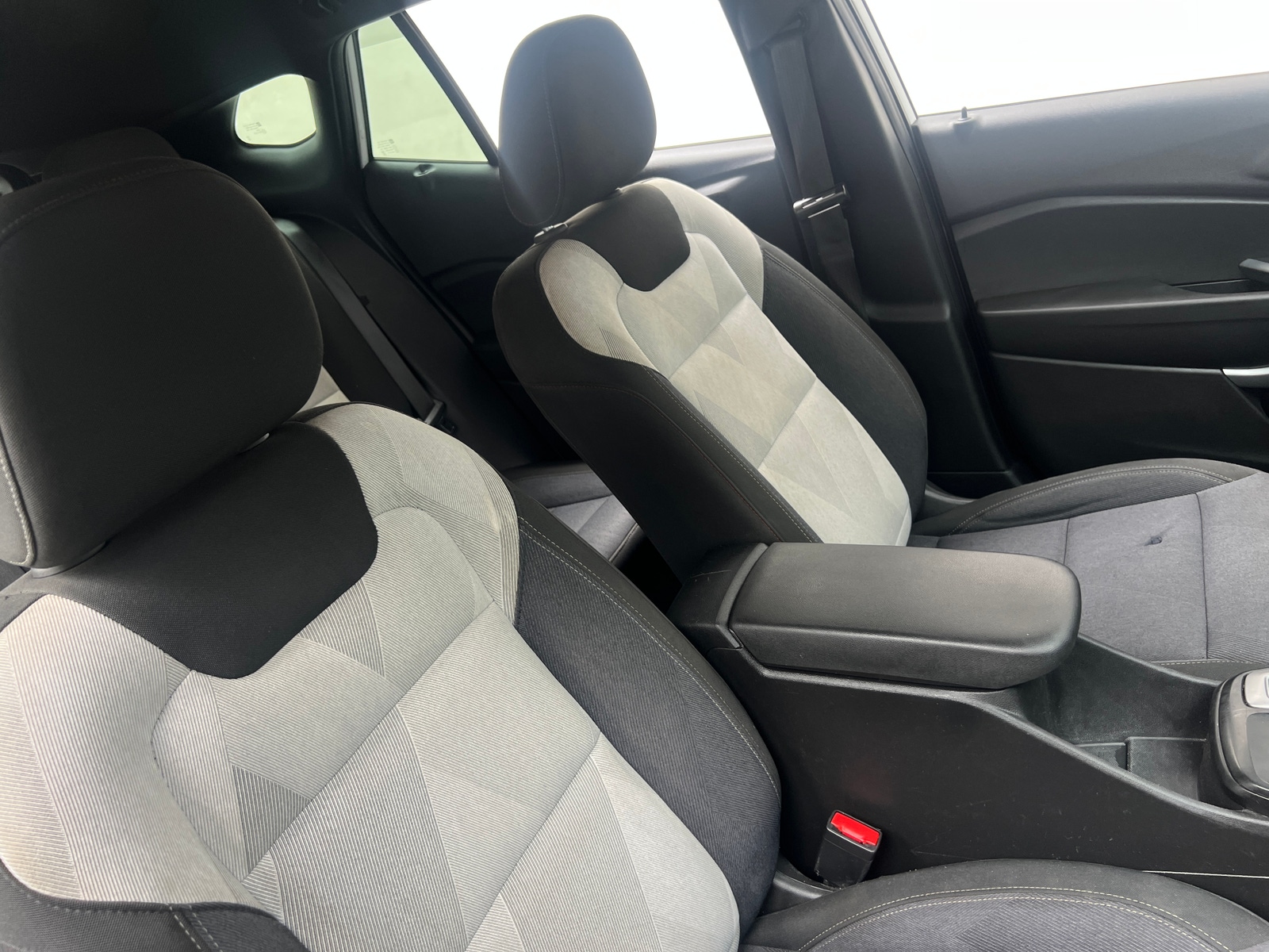 Thumbnail: 2024 Chevrolet Trax - 2