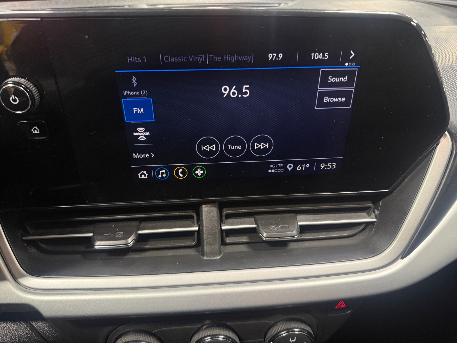 Thumbnail: 2024 Chevrolet Trax - 4