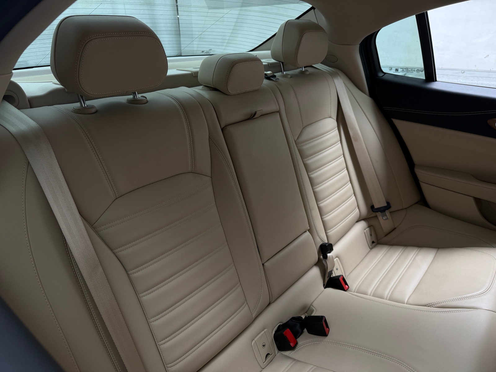 Thumbnail: 2017 Alfa Romeo Giulia - 5