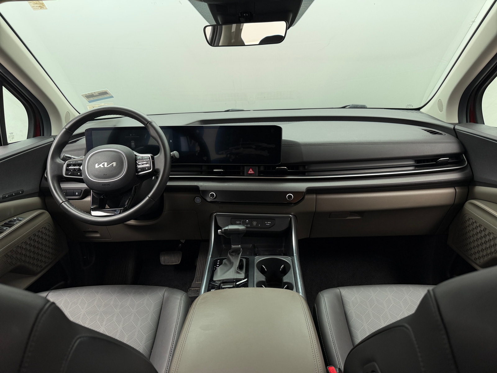 Thumbnail: 2025 Kia Carnival - 2