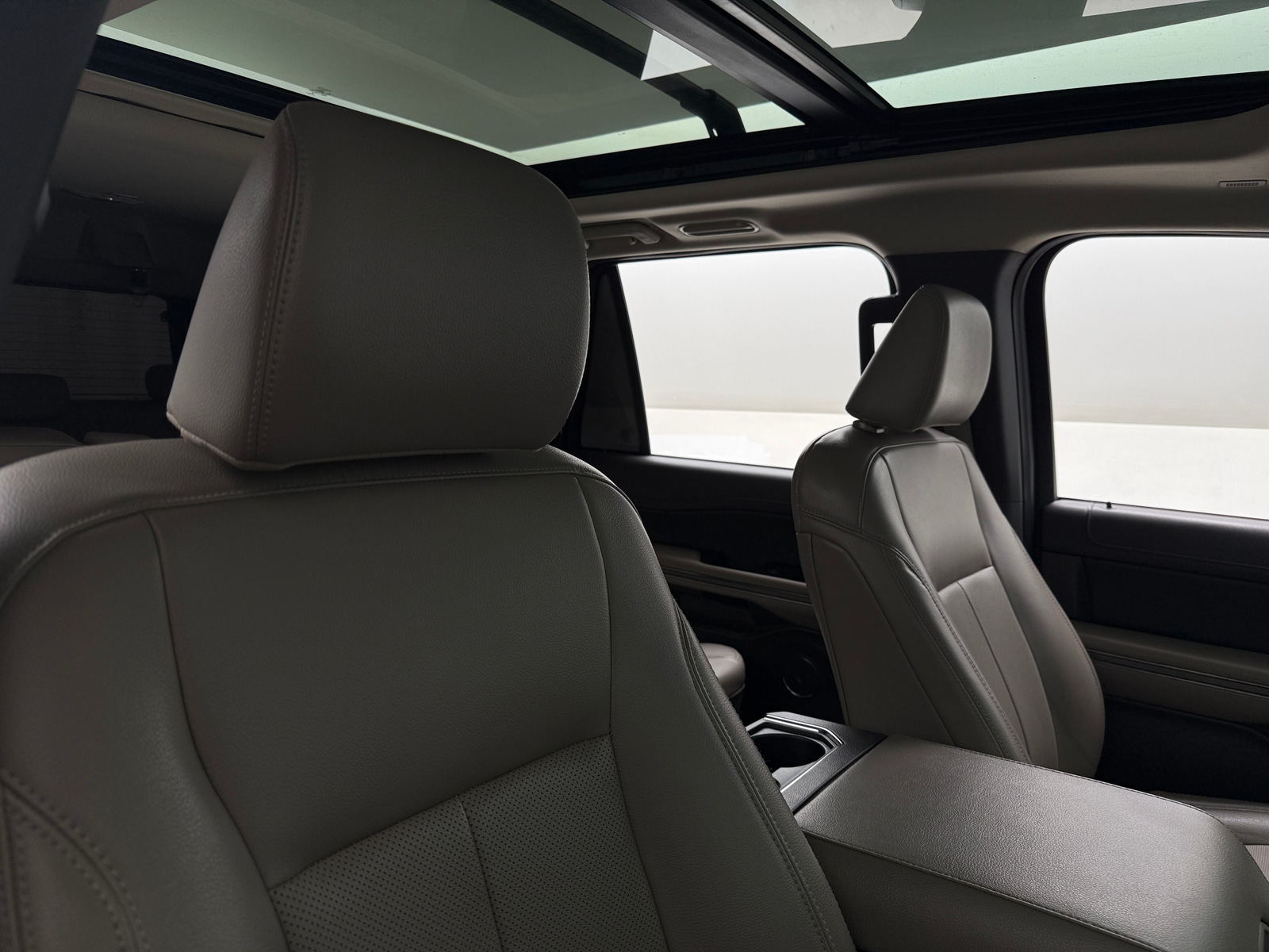 Thumbnail: 2021 Ford Expedition - 2