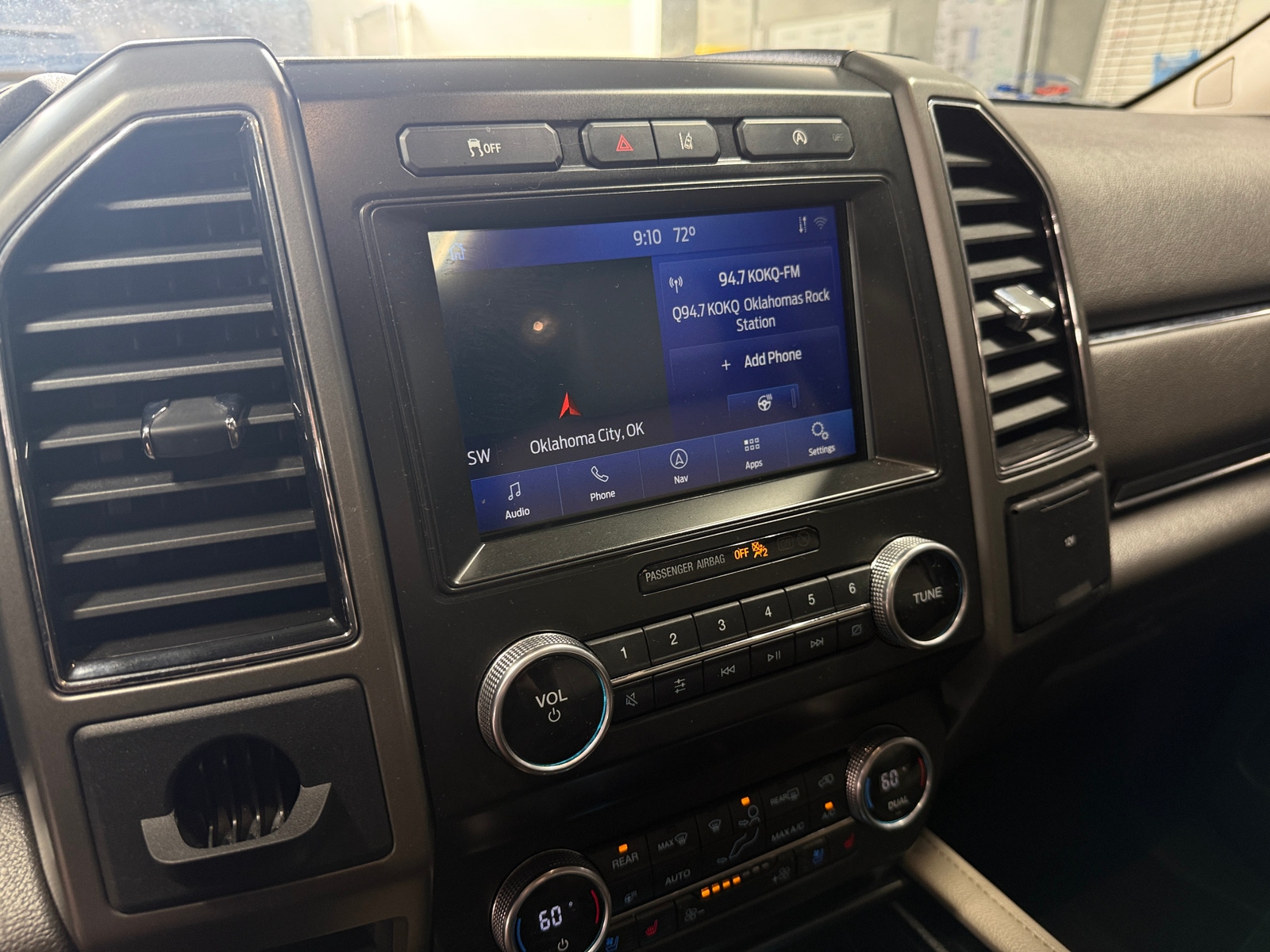 Thumbnail: 2021 Ford Expedition - 4