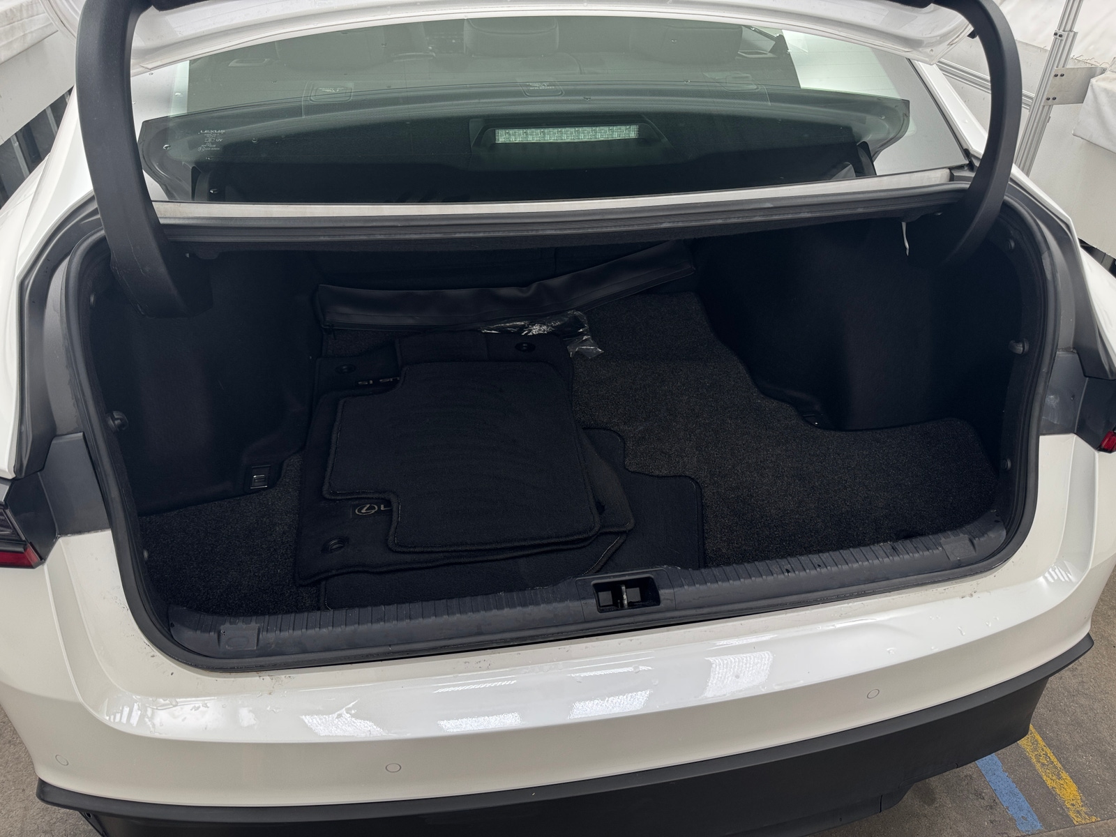 Thumbnail: 2021 Lexus IS - 6