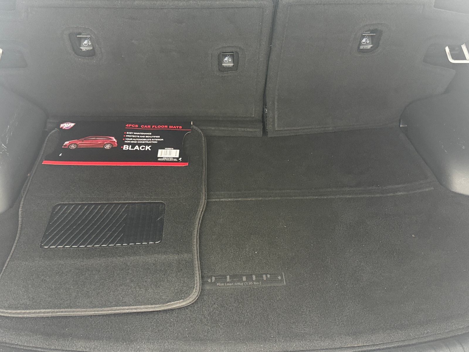 Thumbnail: 2023 Kia Seltos - 7