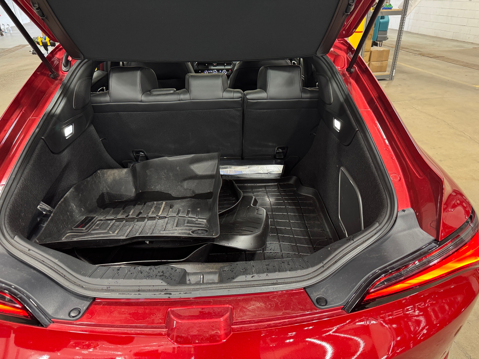 Thumbnail: 2023 Acura Integra - 6