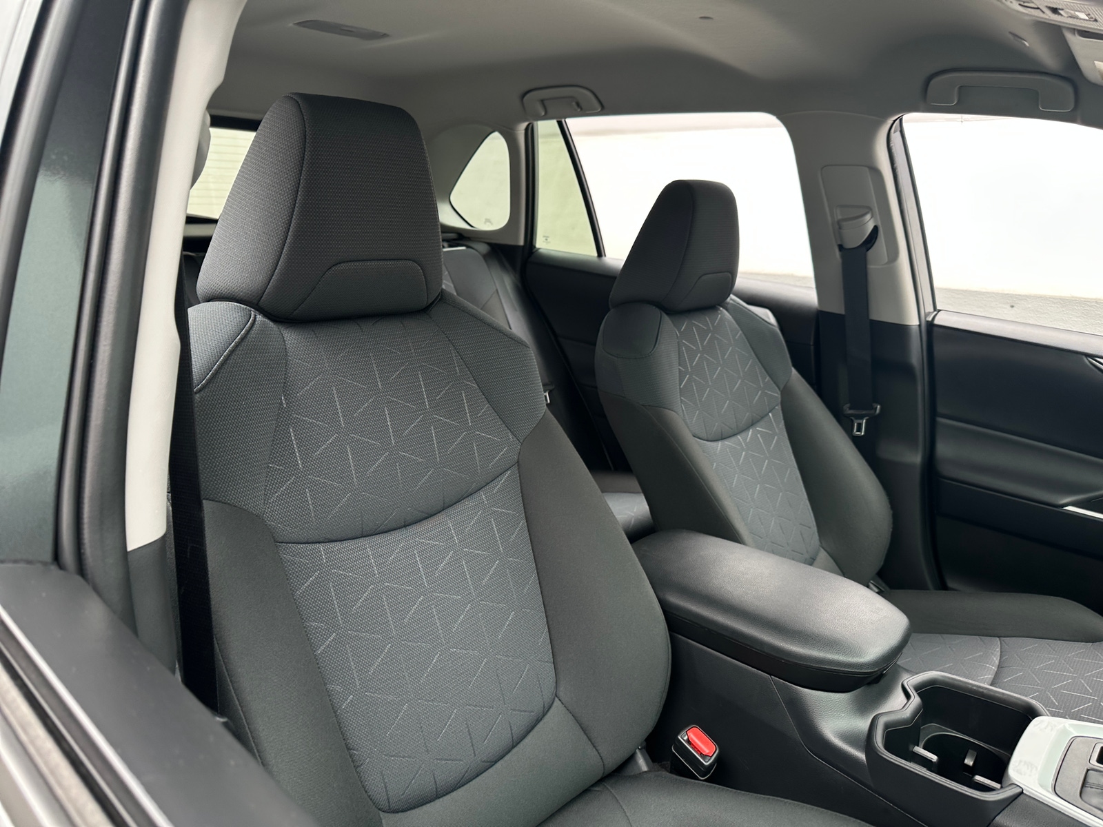 Thumbnail: 2025 Toyota RAV4 - 2