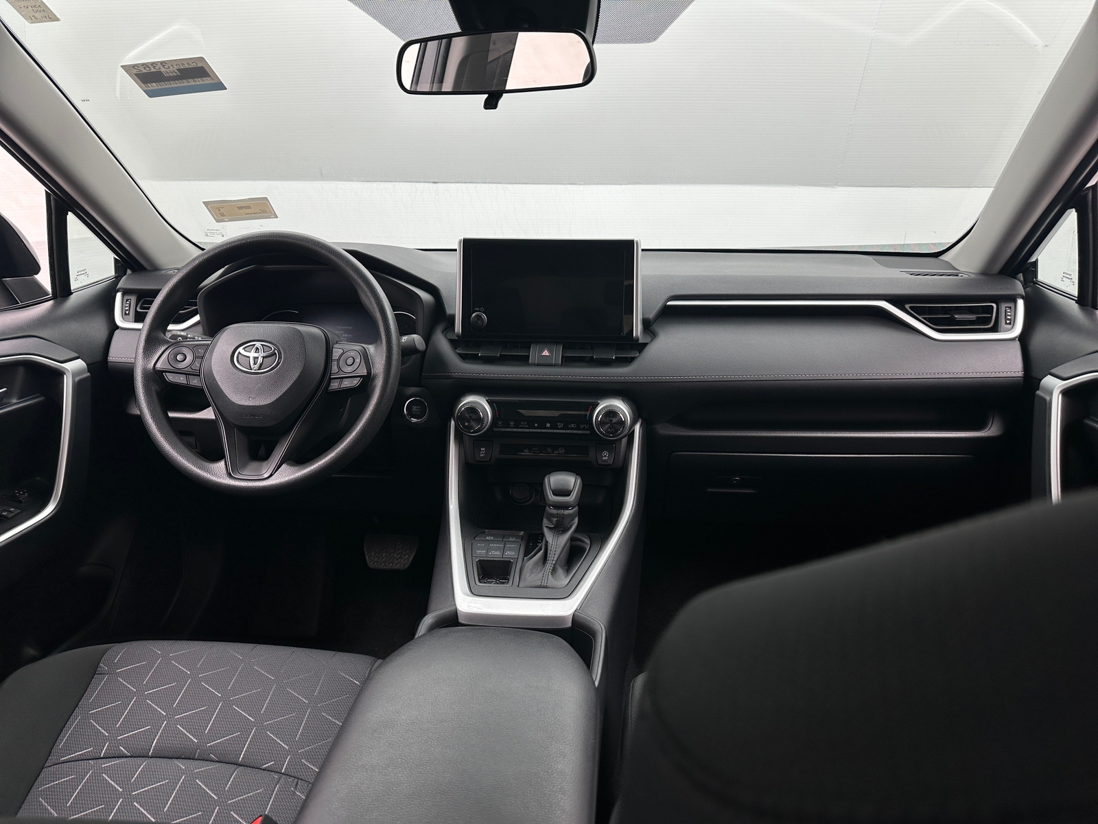 Thumbnail: 2025 Toyota RAV4 - 3