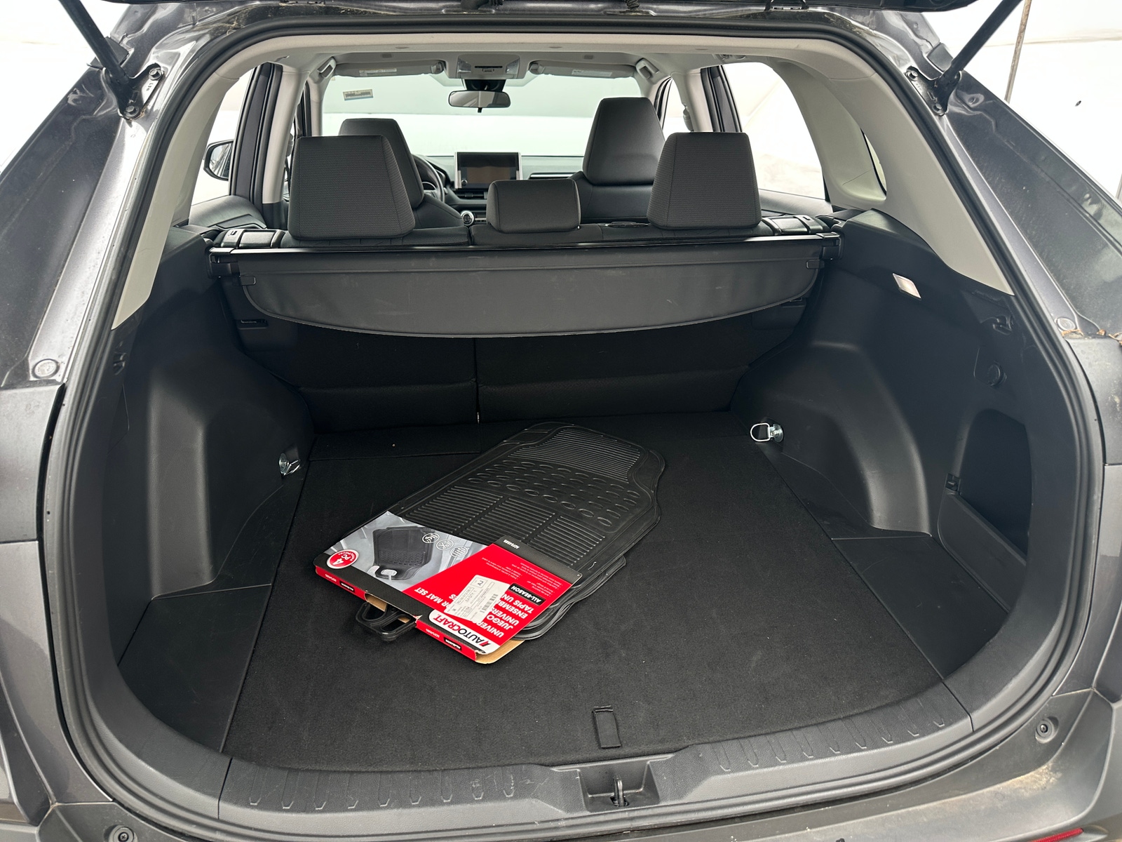 Thumbnail: 2025 Toyota RAV4 - 7