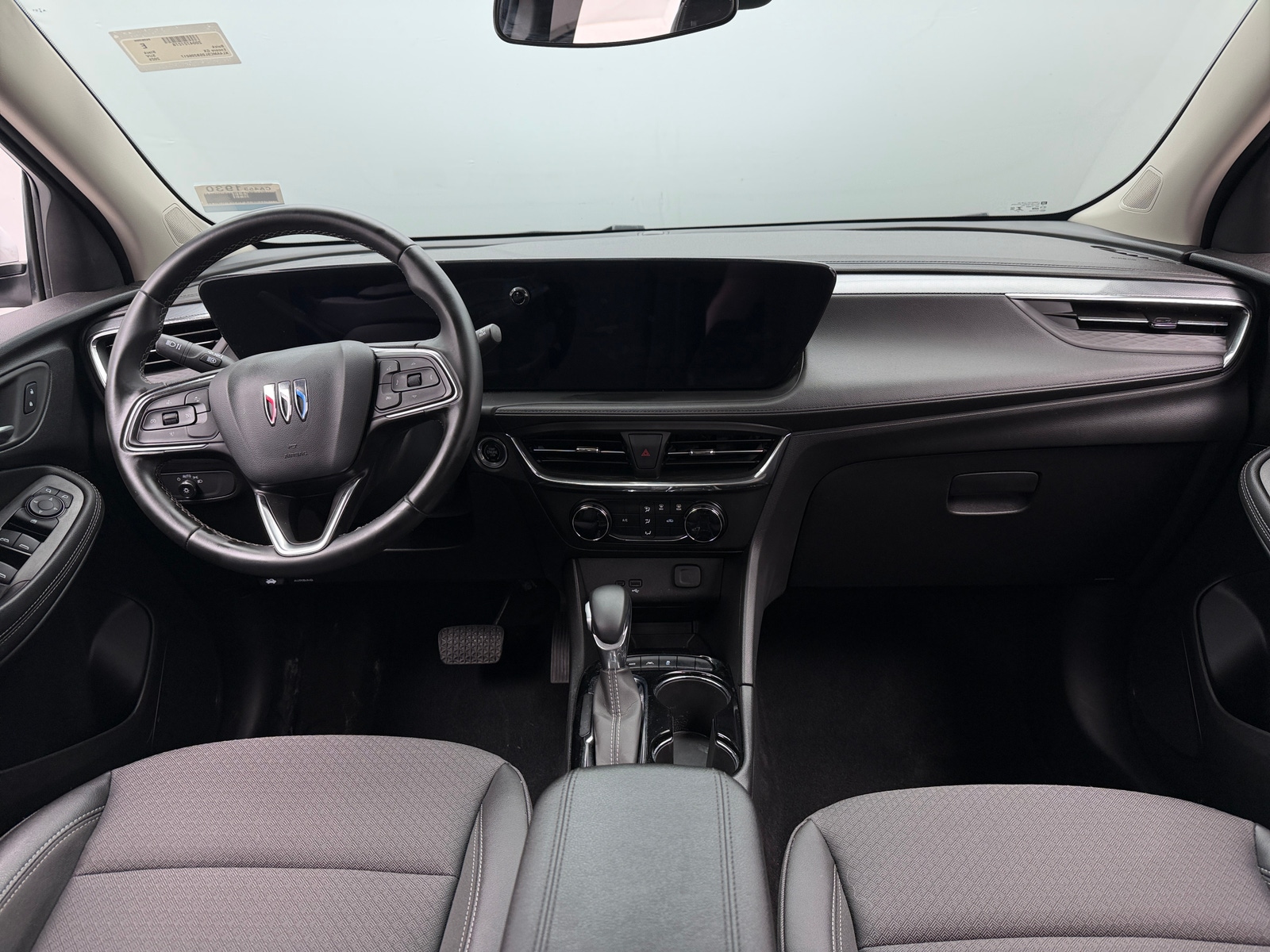 Thumbnail: 2025 Buick Encore GX - 3