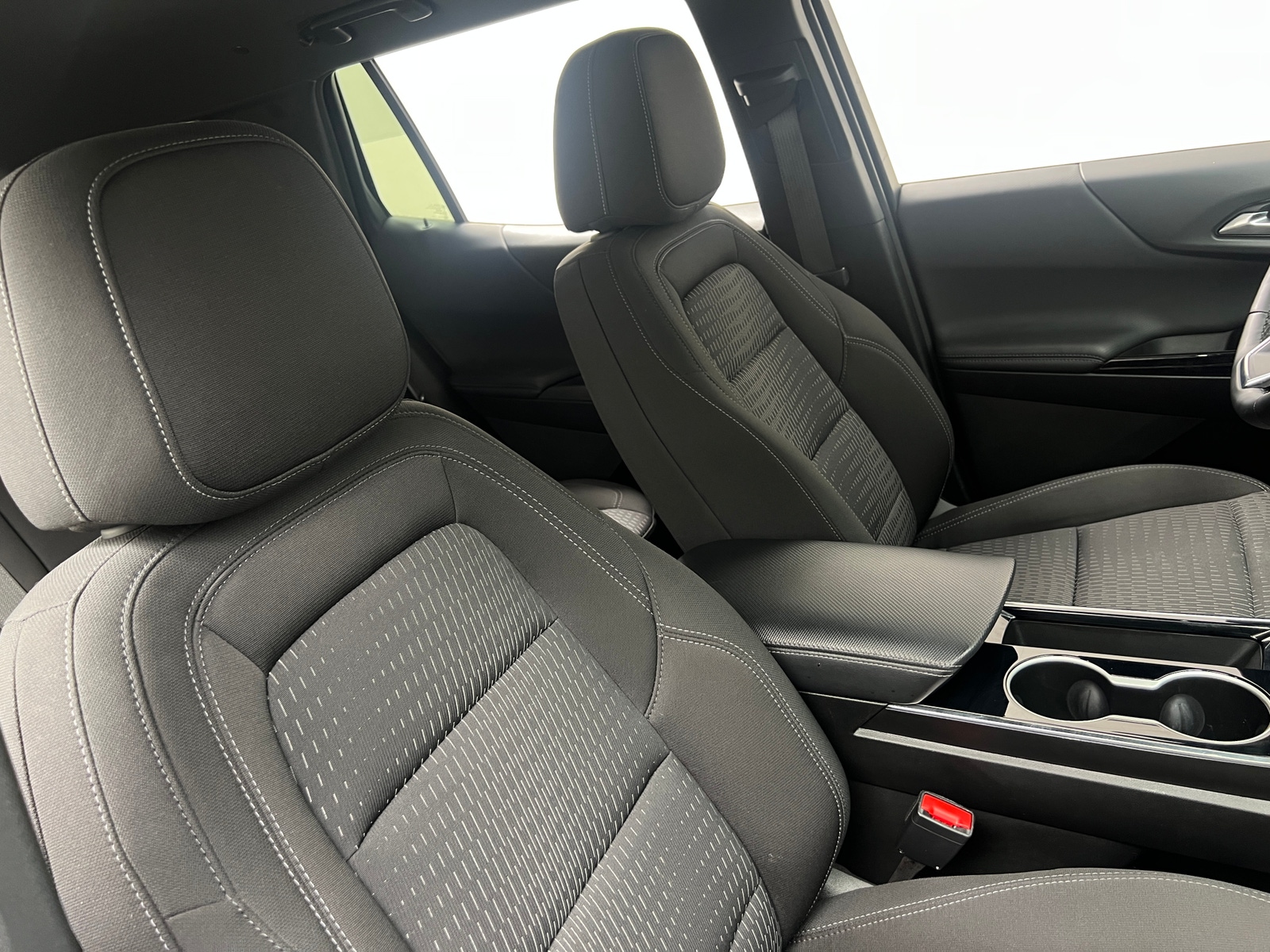 Thumbnail: 2025 Chevrolet Equinox - 2