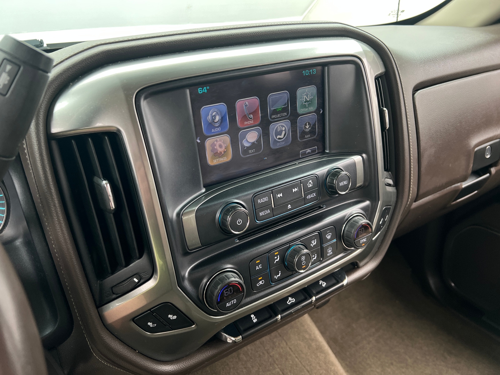 Thumbnail: 2017 Chevrolet Silverado 1500 - 3