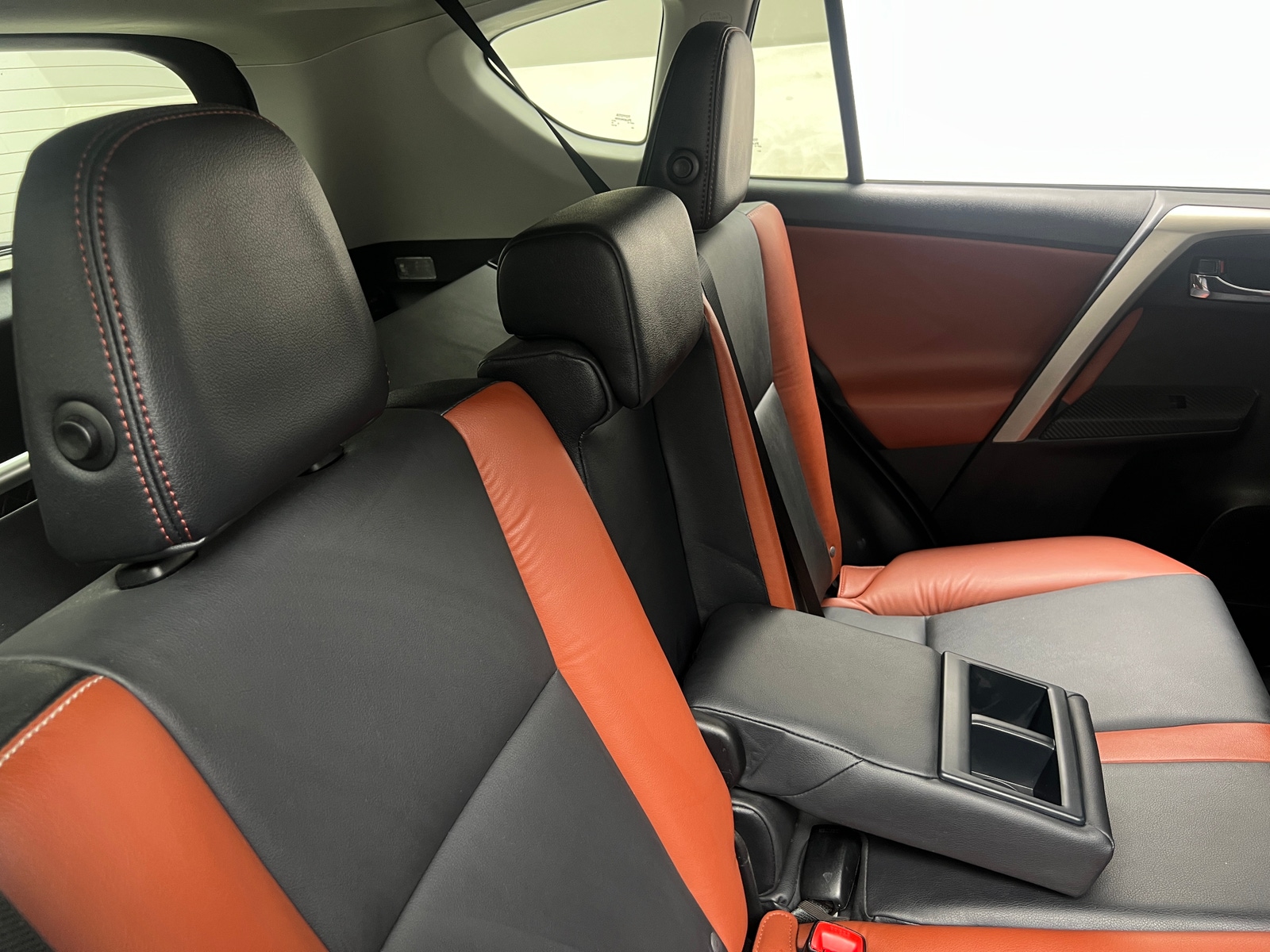 Thumbnail: 2015 Toyota RAV4 - 5