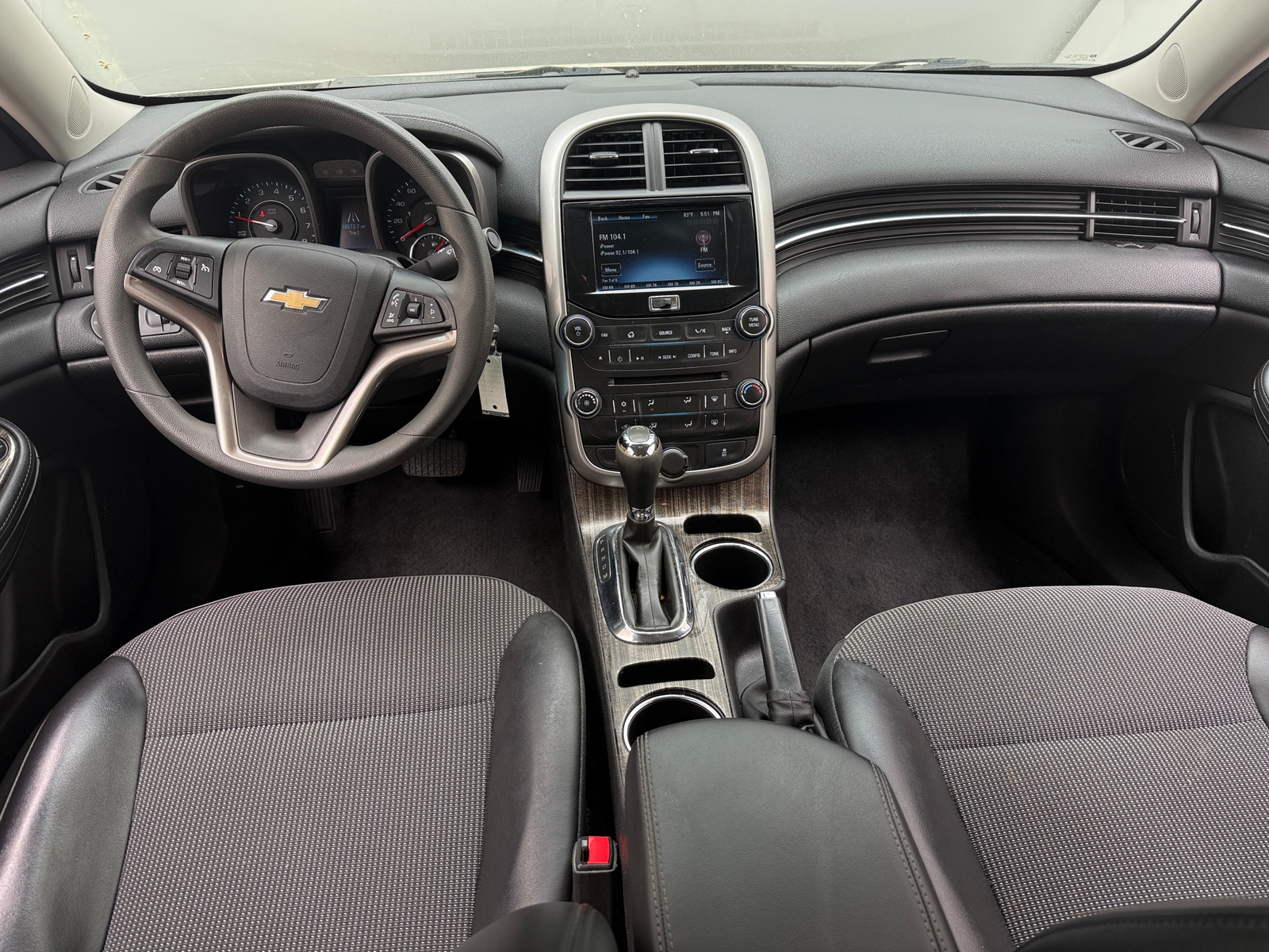 Thumbnail: 2015 Chevrolet Malibu - 3