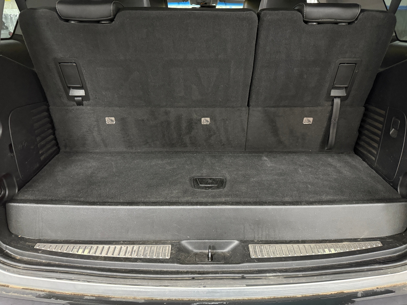 Thumbnail: 2019 Chevrolet Tahoe - 6