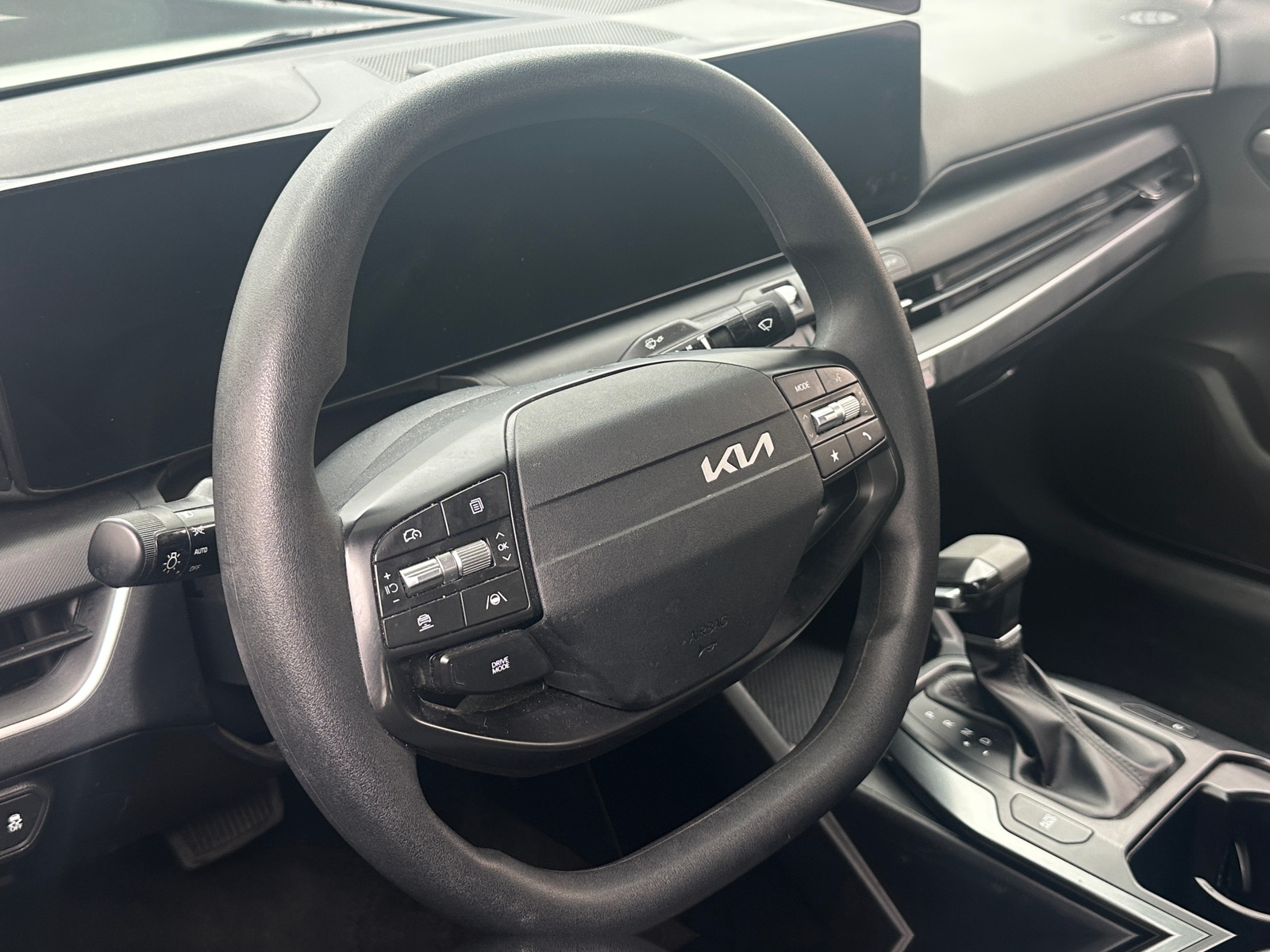 Thumbnail: 2025 Kia K4 - 5