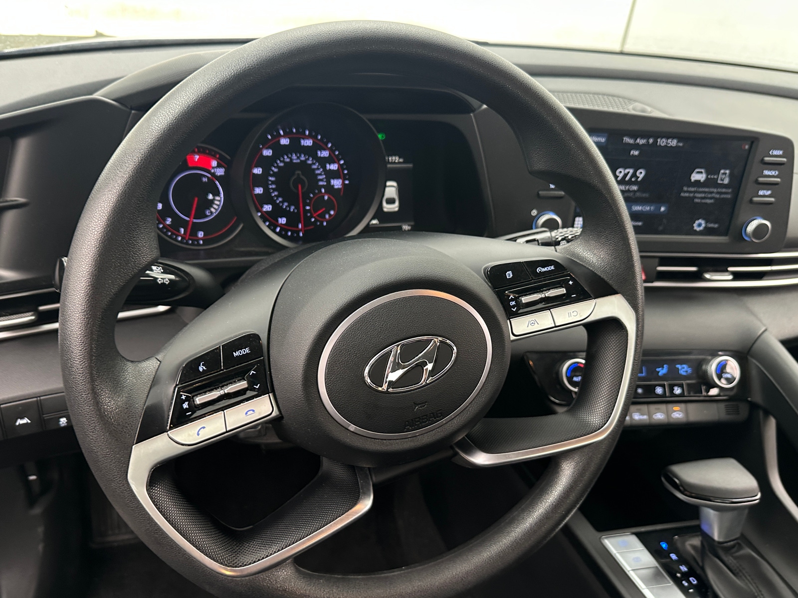Thumbnail: 2021 Hyundai Elantra - 5