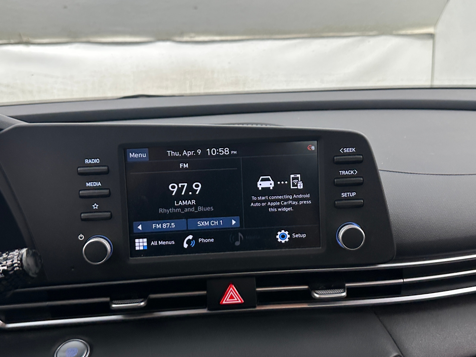 Thumbnail: 2021 Hyundai Elantra - 4
