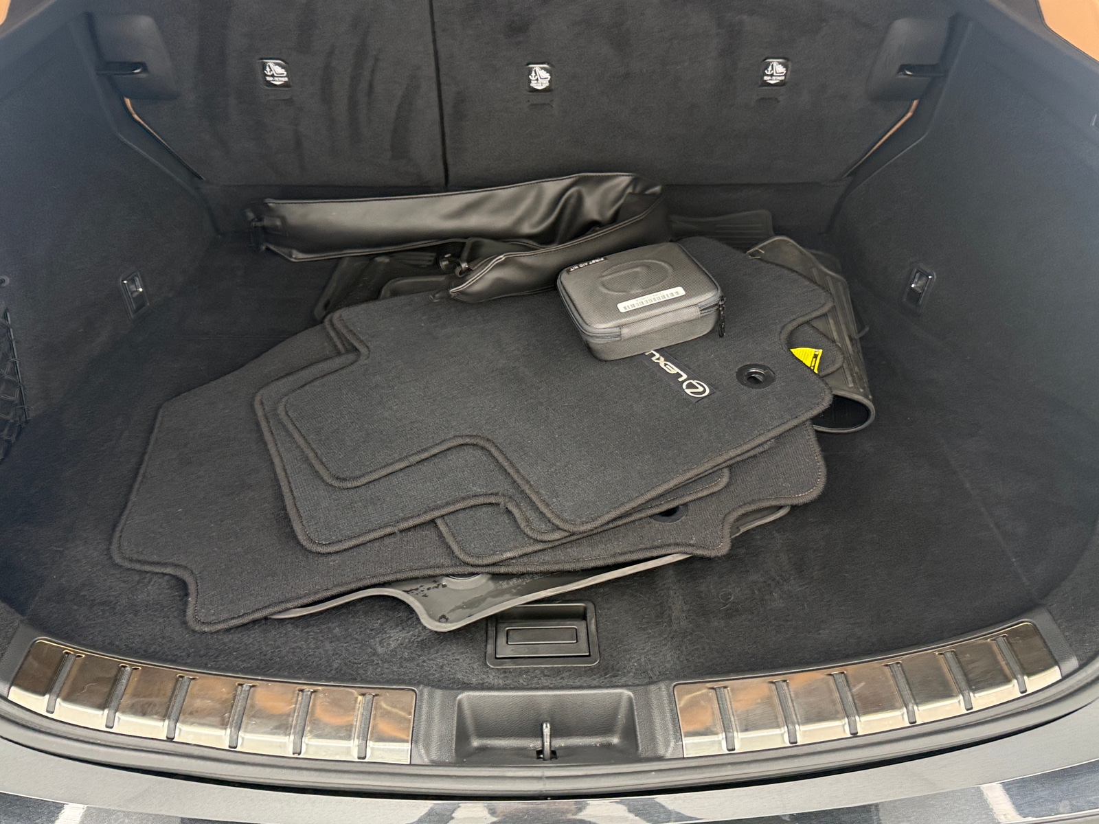 Thumbnail: 2024 Lexus NX - 6