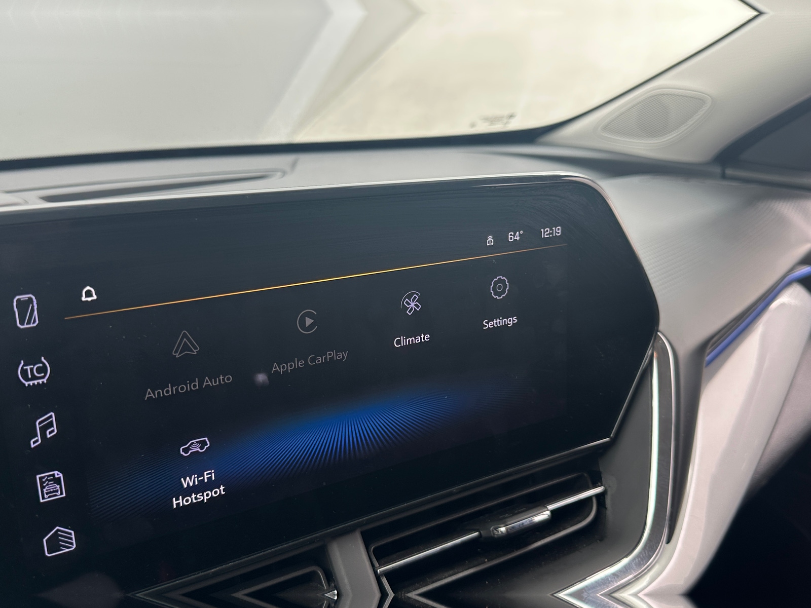 Thumbnail: 2025 Chevrolet Trax - 4