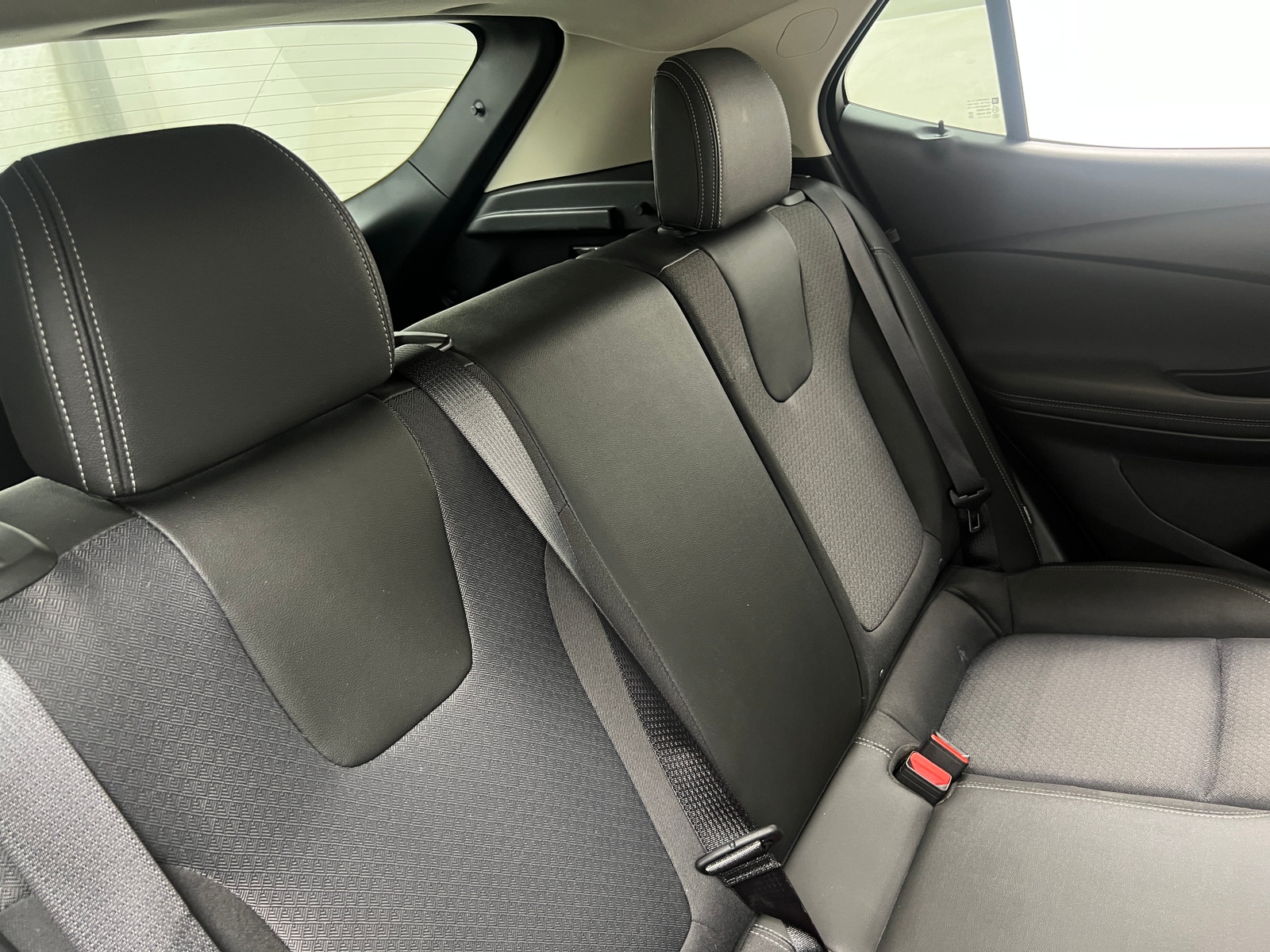 Thumbnail: 2025 Buick Encore GX - 5