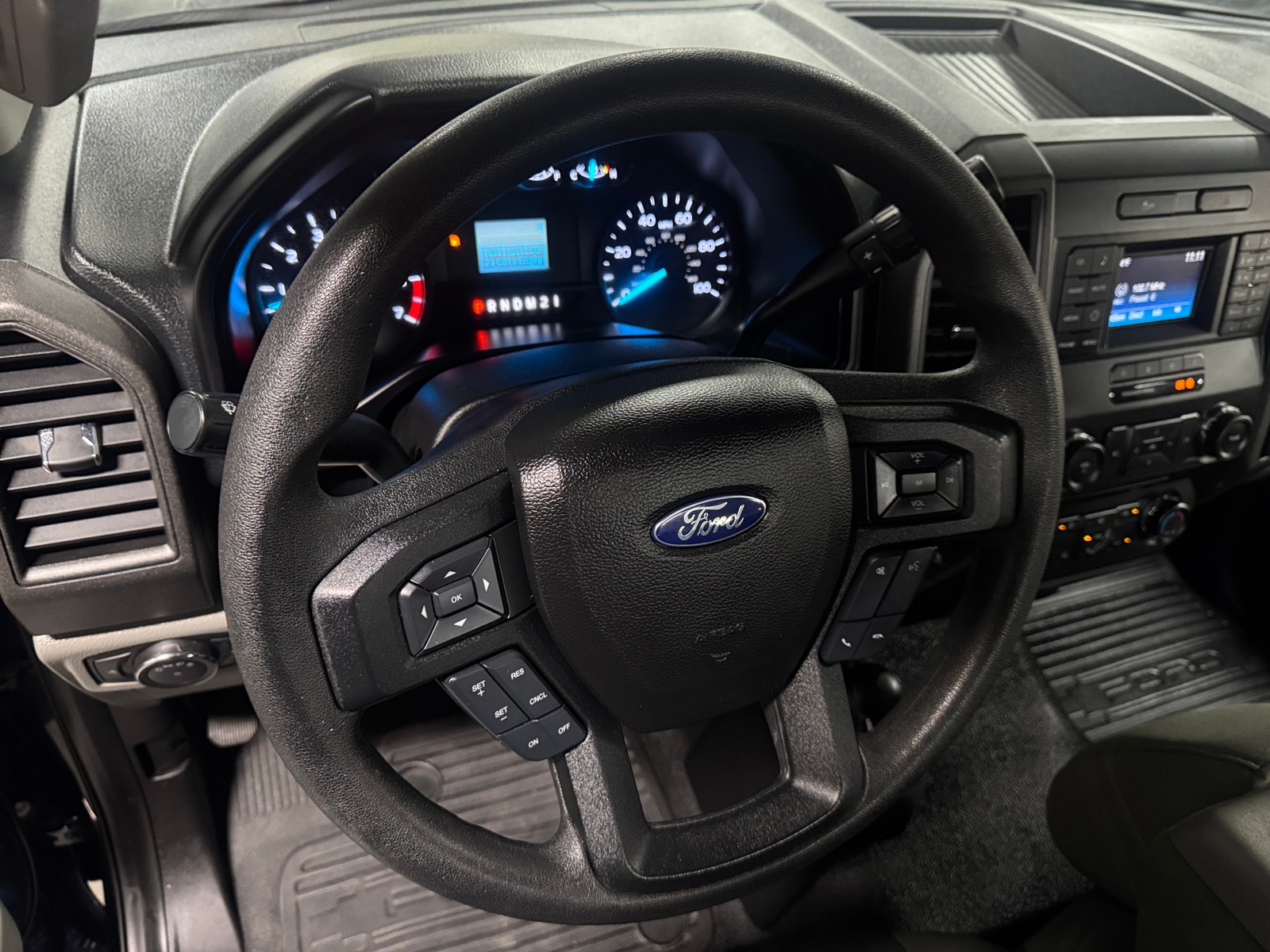 Thumbnail: 2017 Ford Econoline - 5