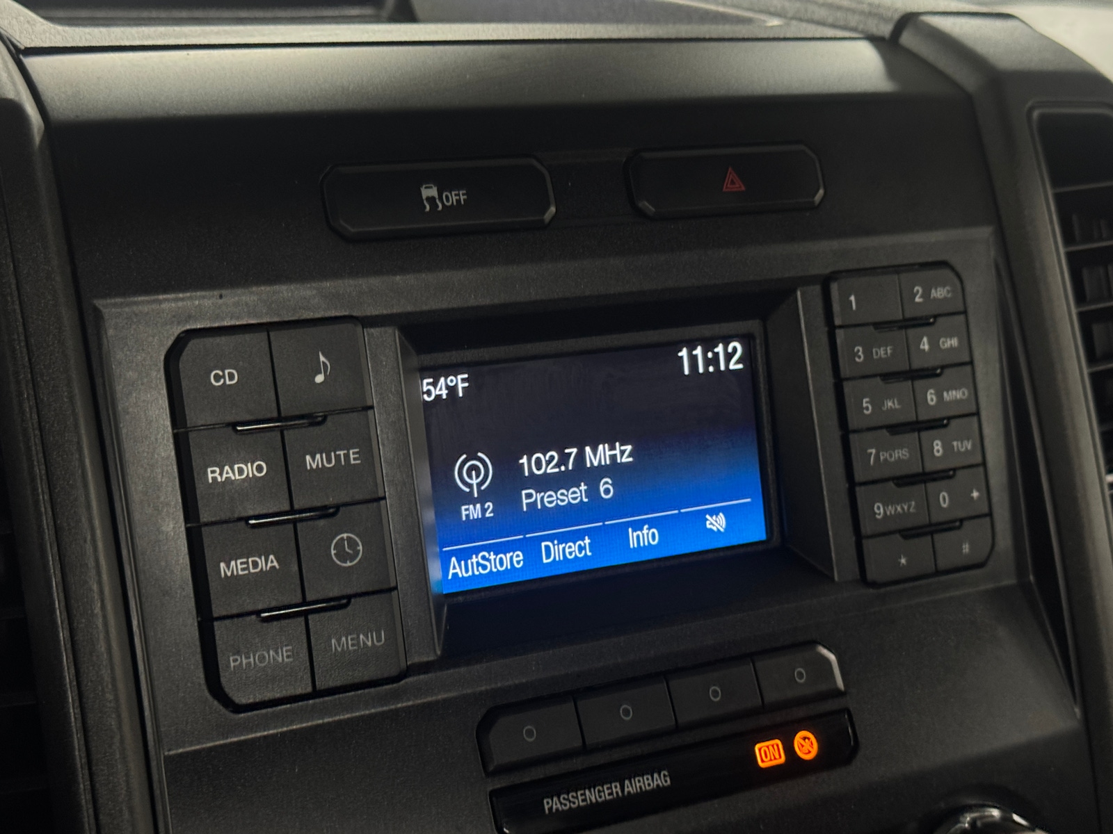 Thumbnail: 2017 Ford Econoline - 4