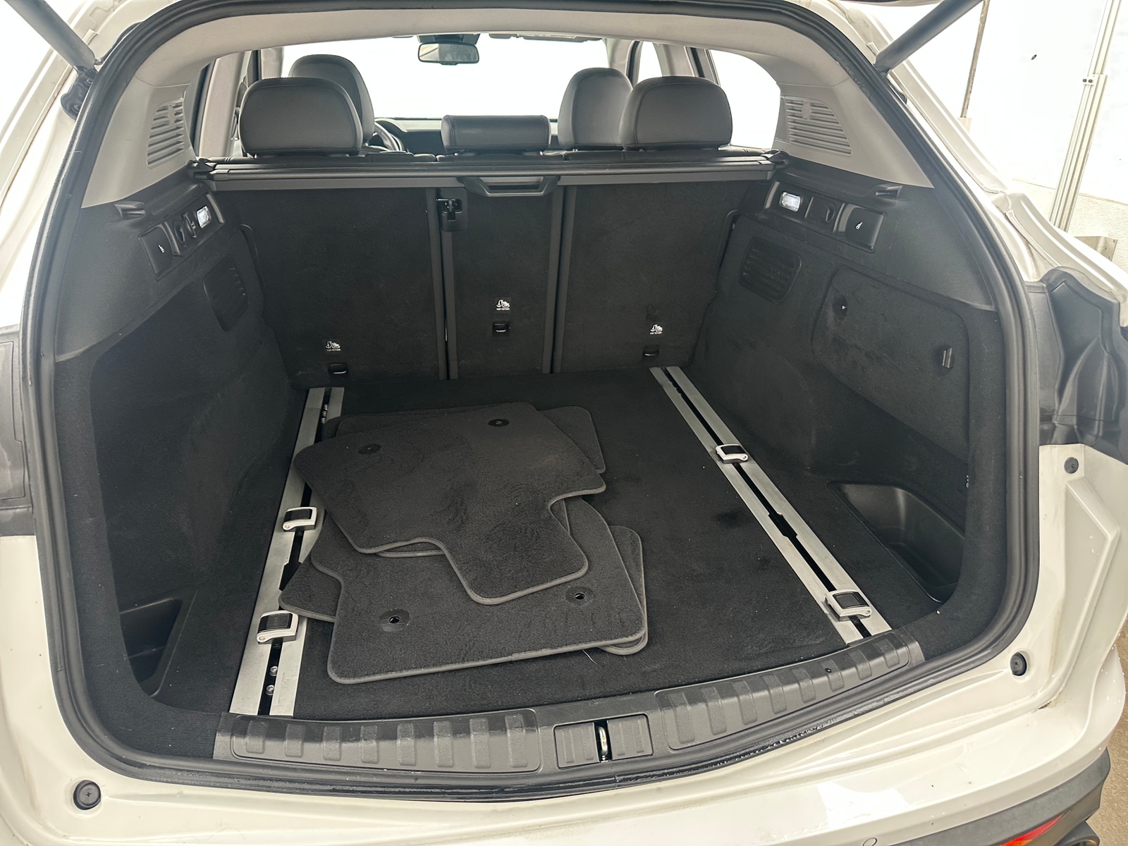 Thumbnail: 2019 Alfa Romeo Stelvio - 6