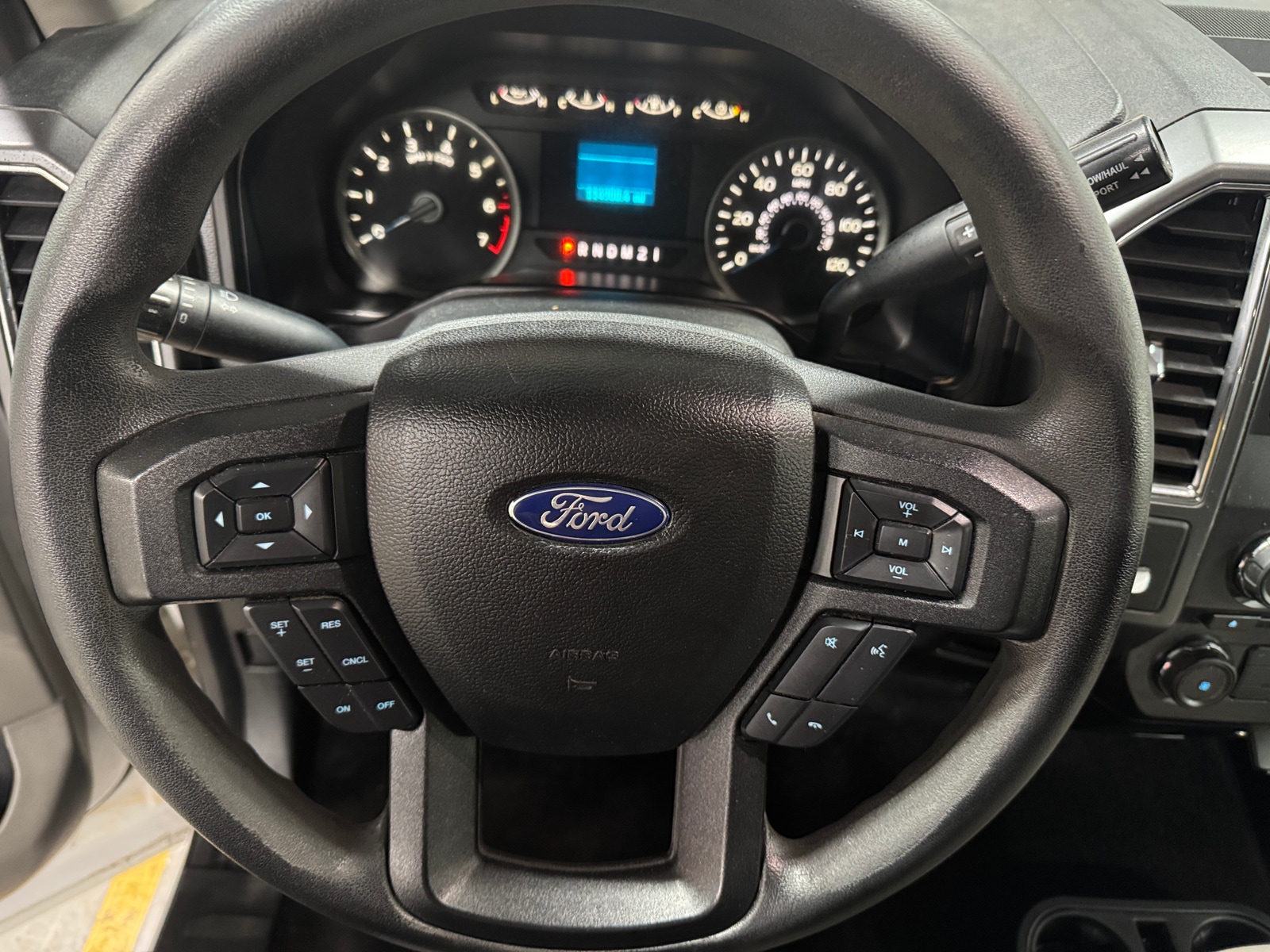 Thumbnail: 2017 Ford Econoline - 5