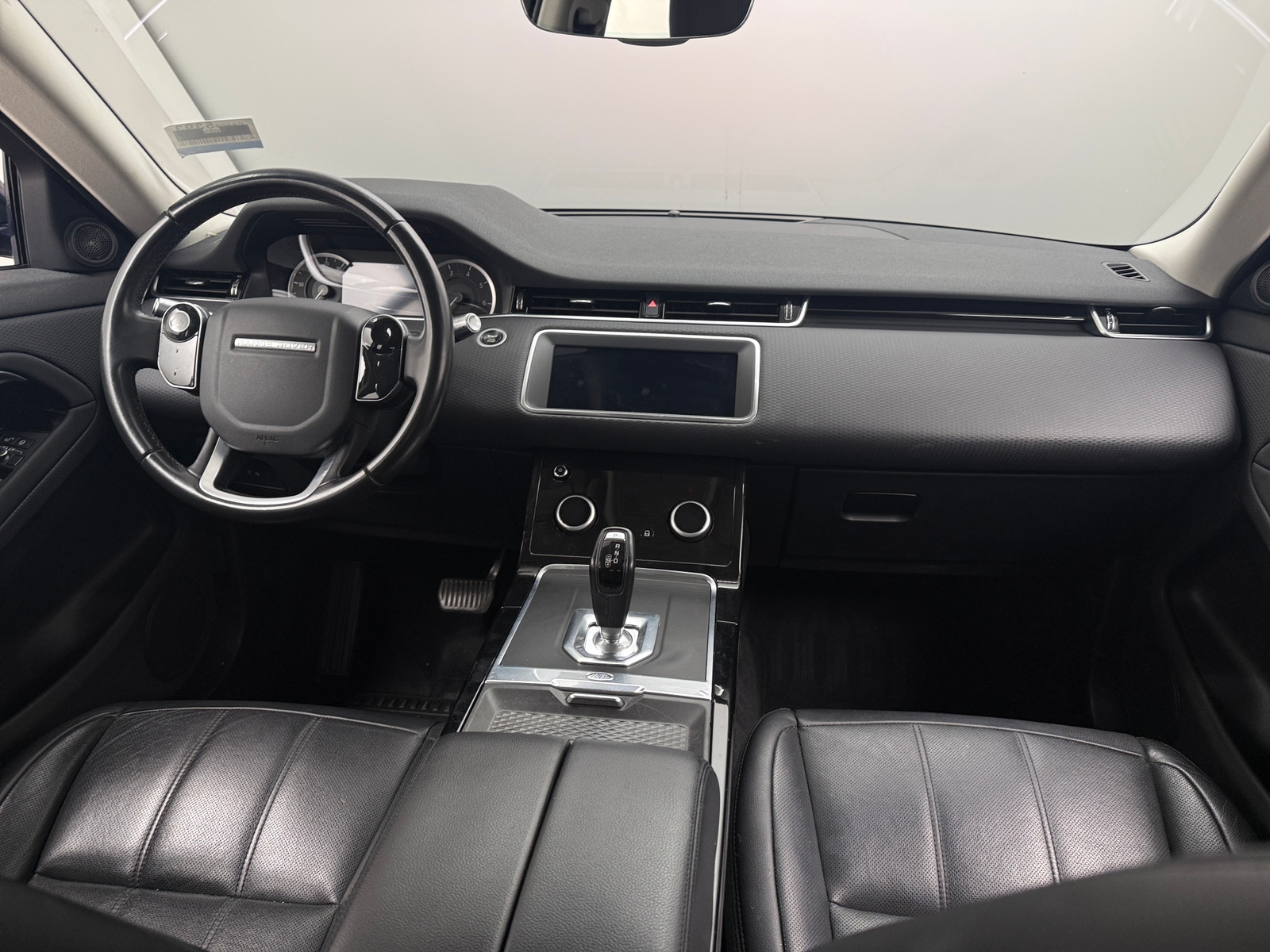 Thumbnail: 2020 Land Rover Range Rover Evoque - 2