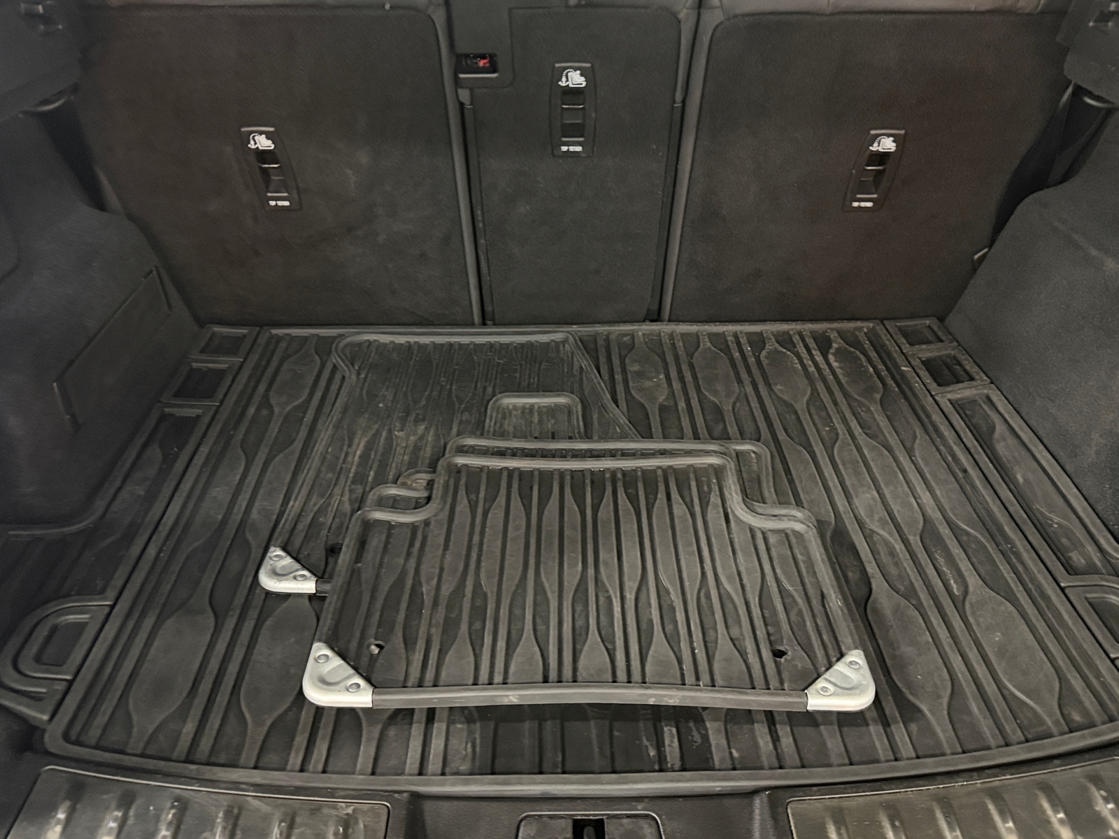 Thumbnail: 2022 Land Rover Range Rover Evoque - 6