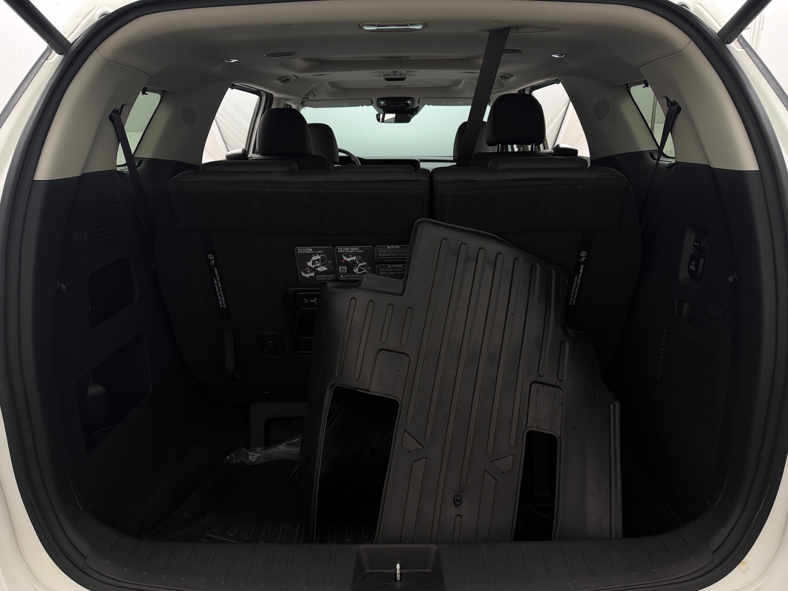 Thumbnail: 2024 Kia Carnival - 6