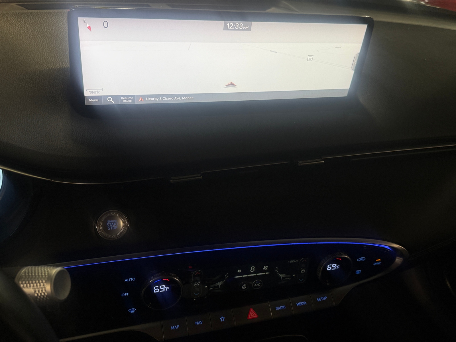 Thumbnail: 2022 Genesis GV70 - 3